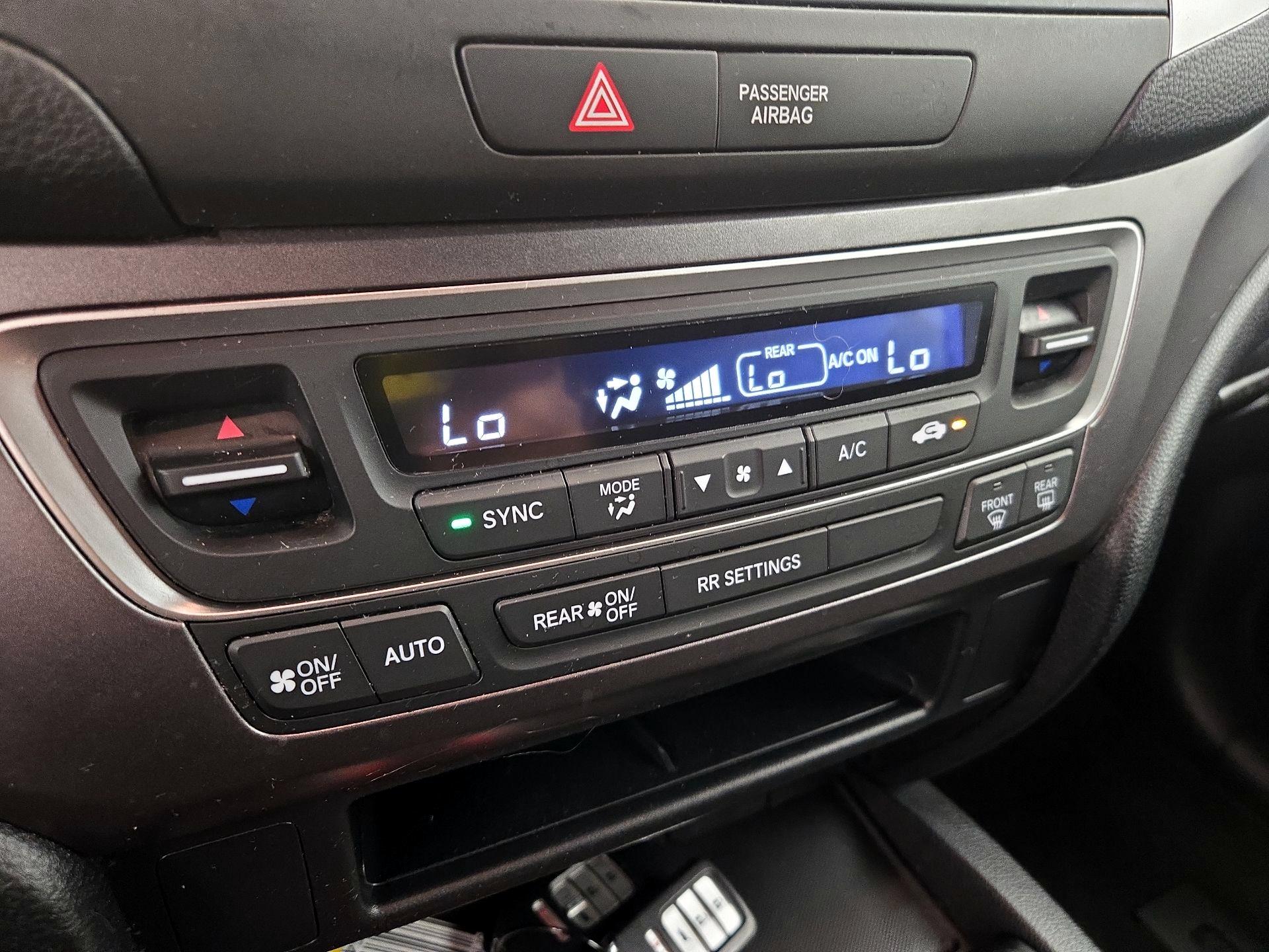 Thumbnail: 2020 Honda Passport - 16