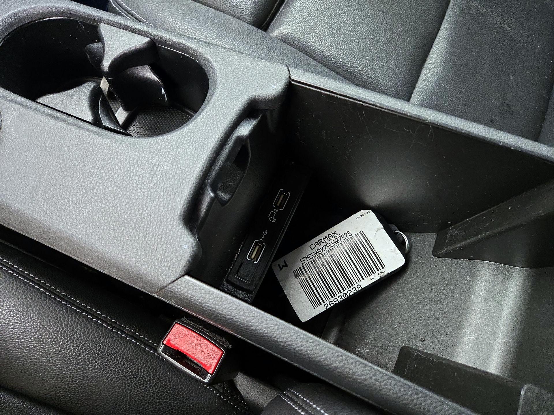 Thumbnail: 2016 Mercedes-Benz GLA - 17