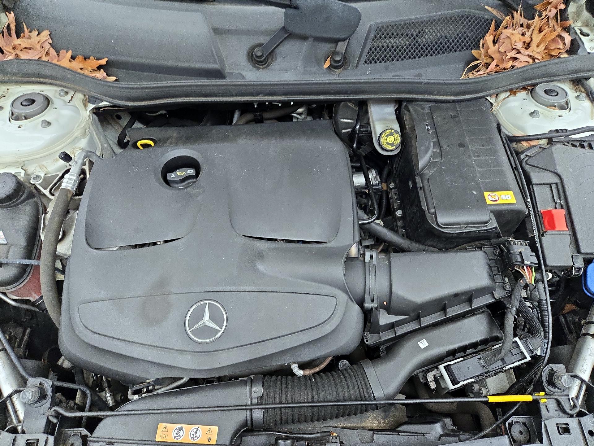 Thumbnail: 2016 Mercedes-Benz GLA - 20