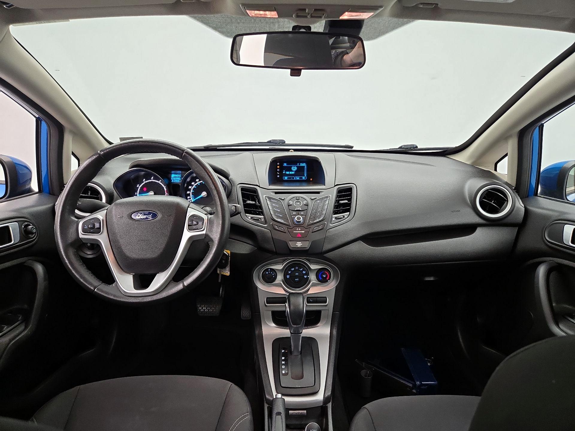 Thumbnail: 2015 Ford Fiesta - 9