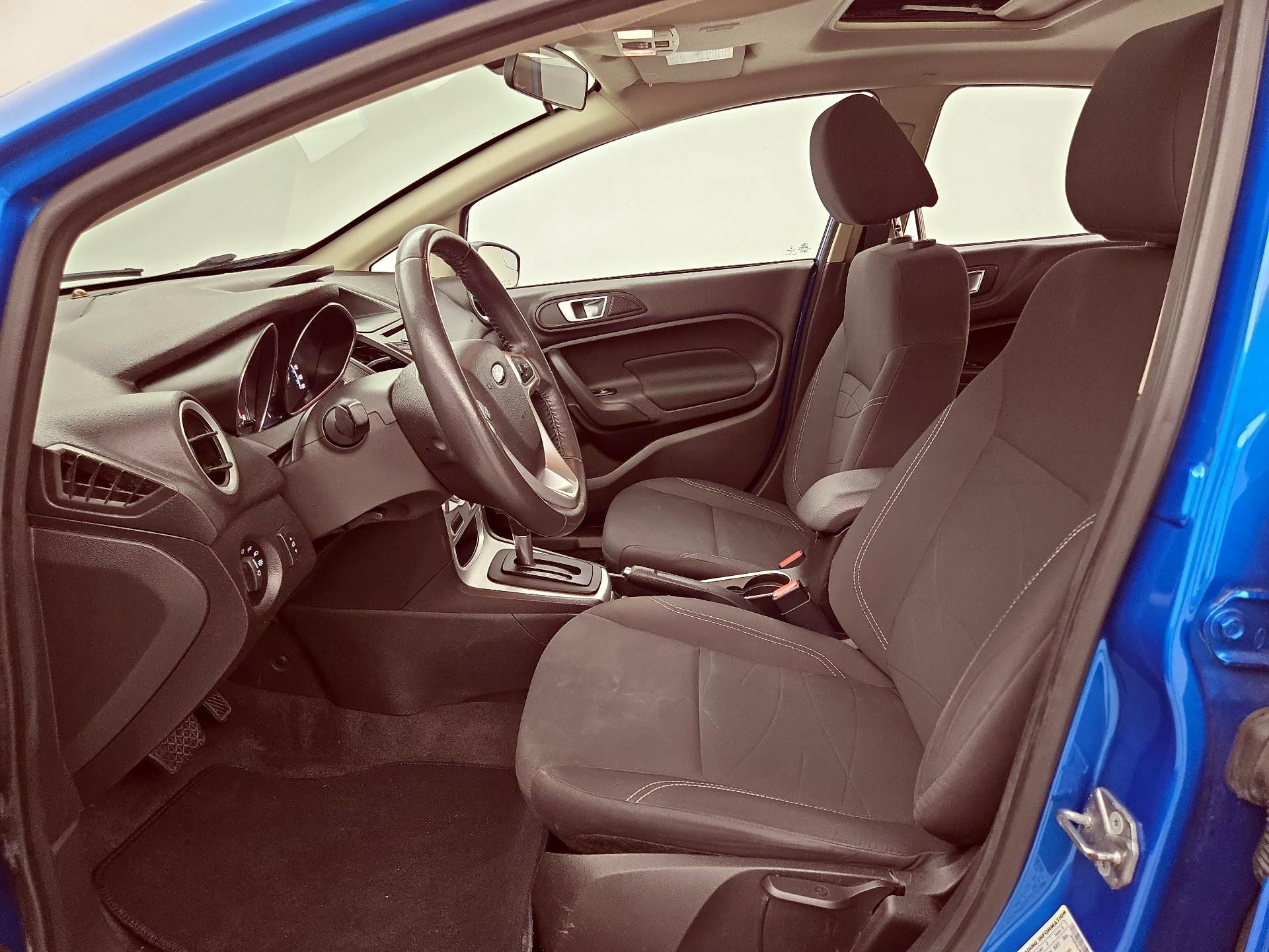 Thumbnail: 2015 Ford Fiesta - 11