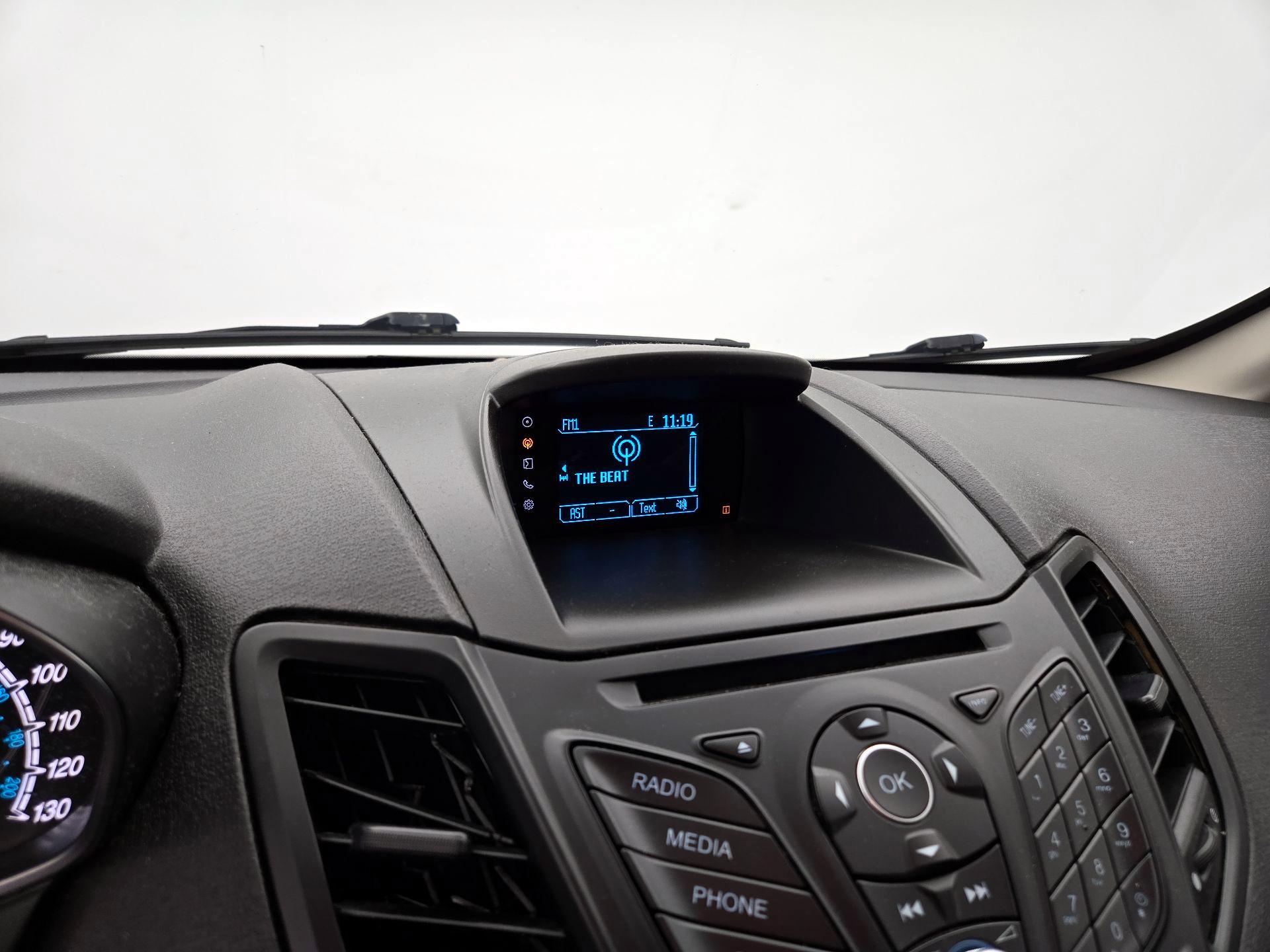 Thumbnail: 2015 Ford Fiesta - 14