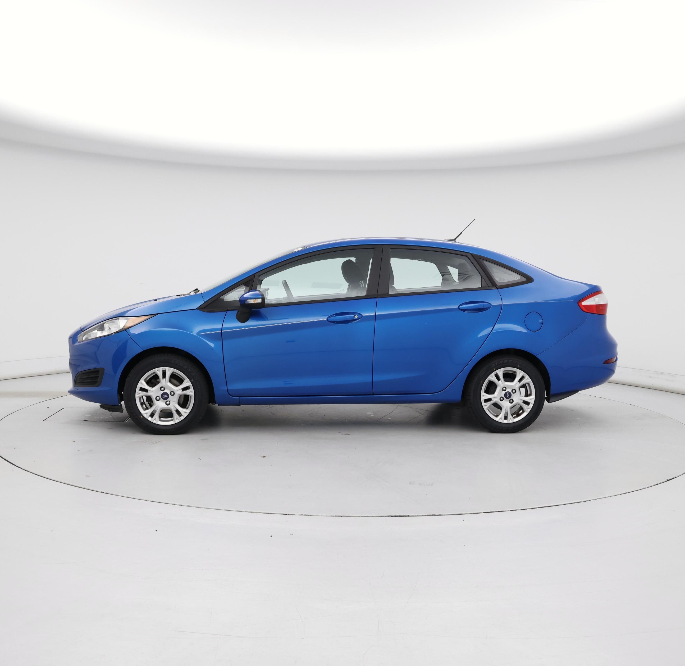 Thumbnail: 2015 Ford Fiesta - 3