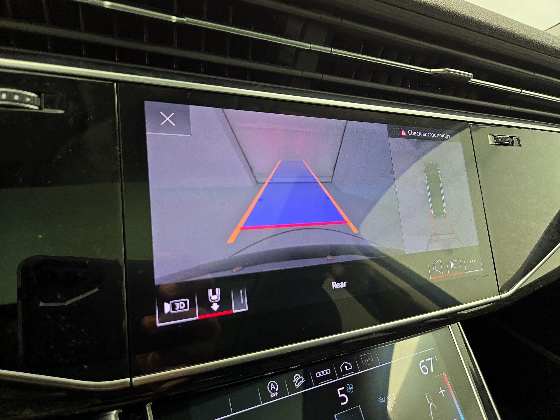 Thumbnail: 2023 Audi Q7 - 13