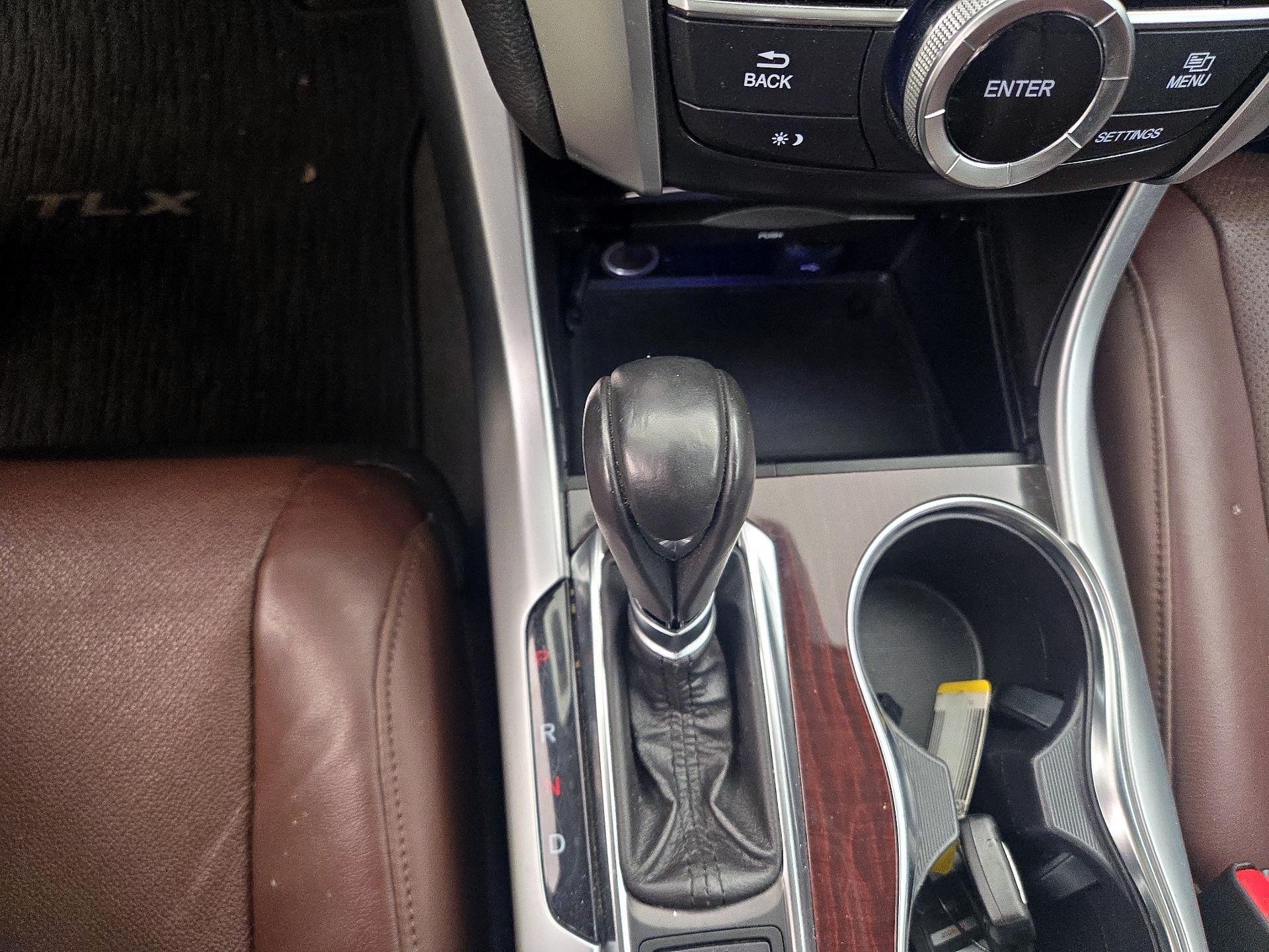 Thumbnail: 2015 Acura TLX - 18