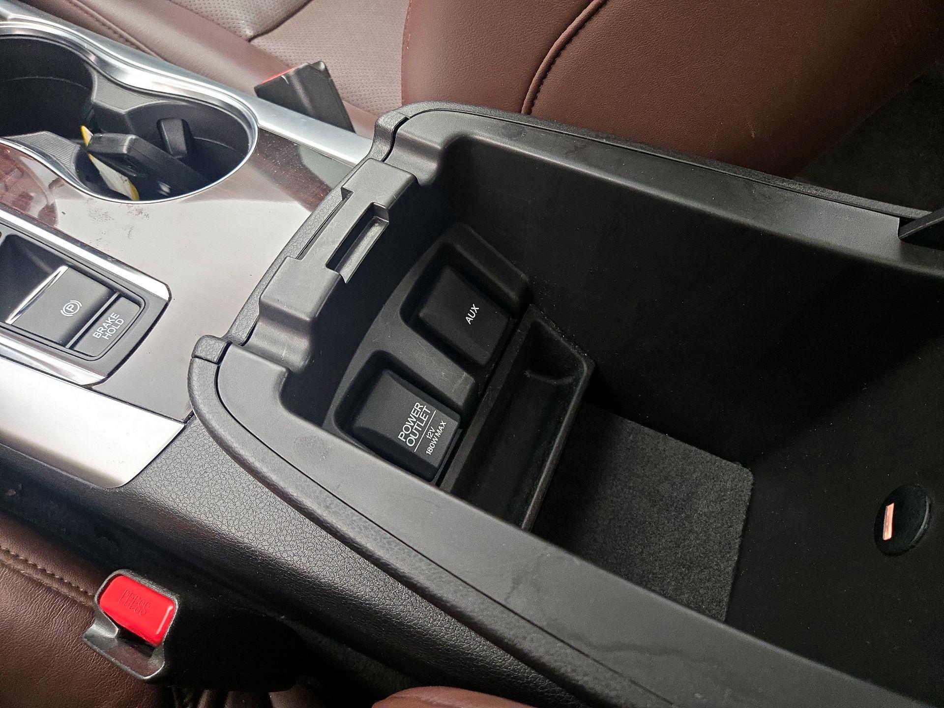 Thumbnail: 2015 Acura TLX - 19