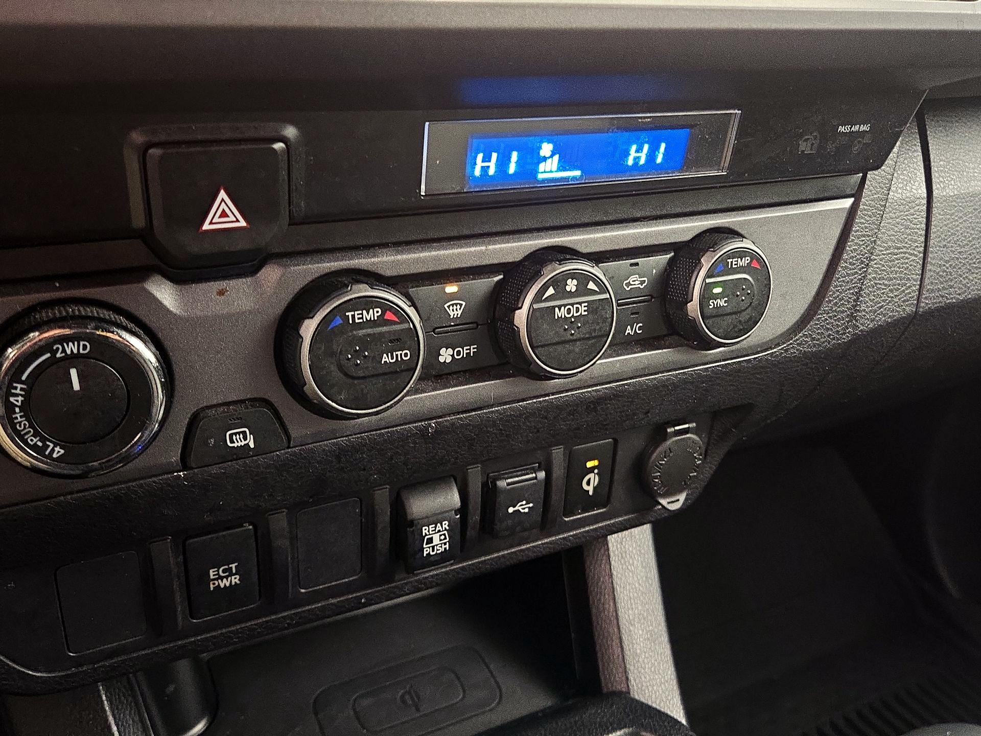 Thumbnail: 2021 Toyota Tacoma - 16