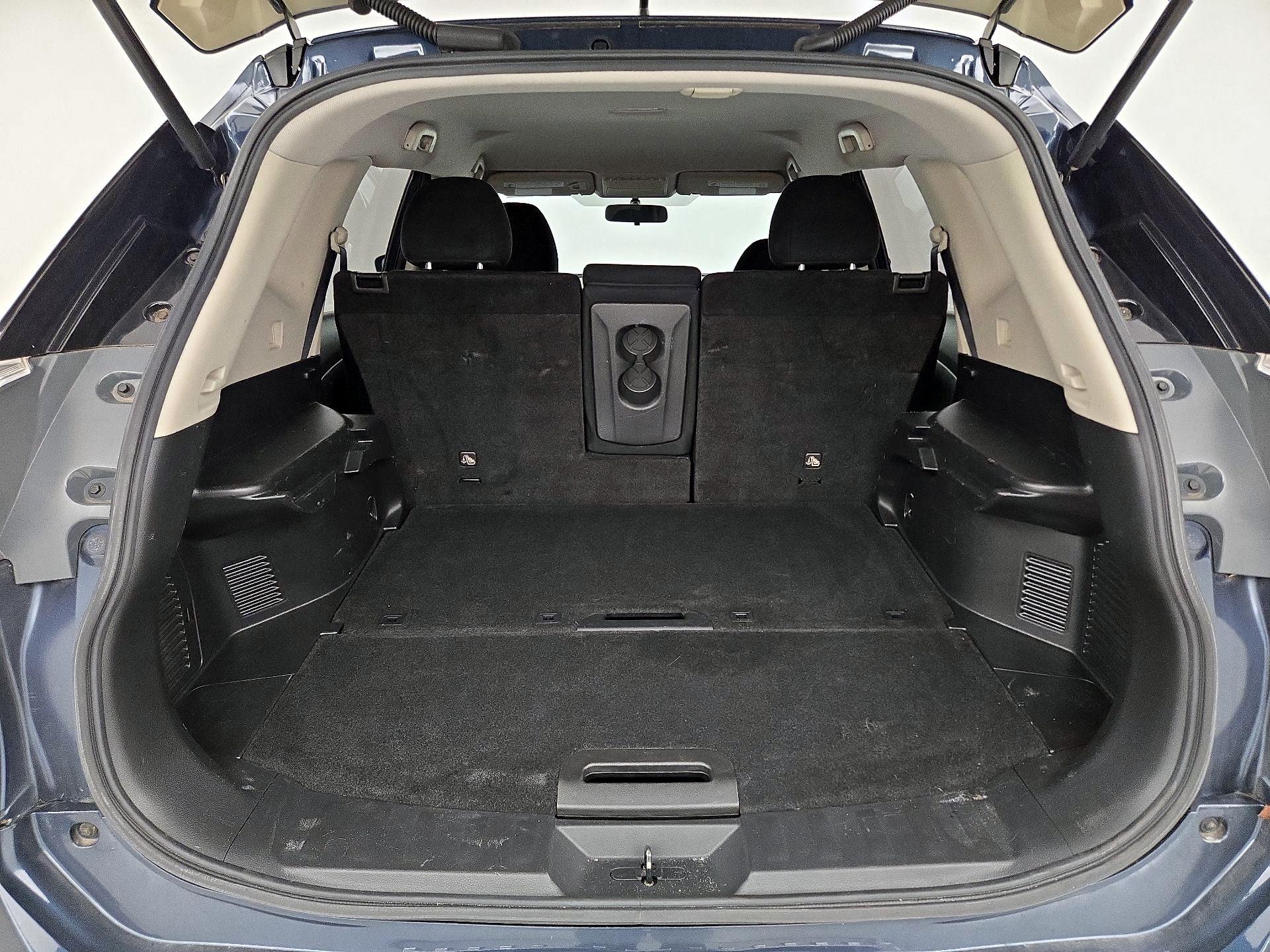 Thumbnail: 2016 Nissan Rogue - 20