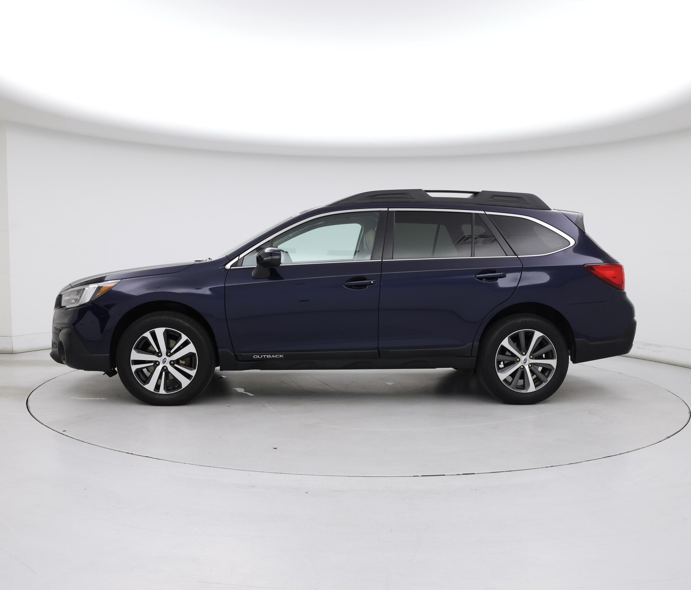 Thumbnail: 2018 Subaru Outback - 3