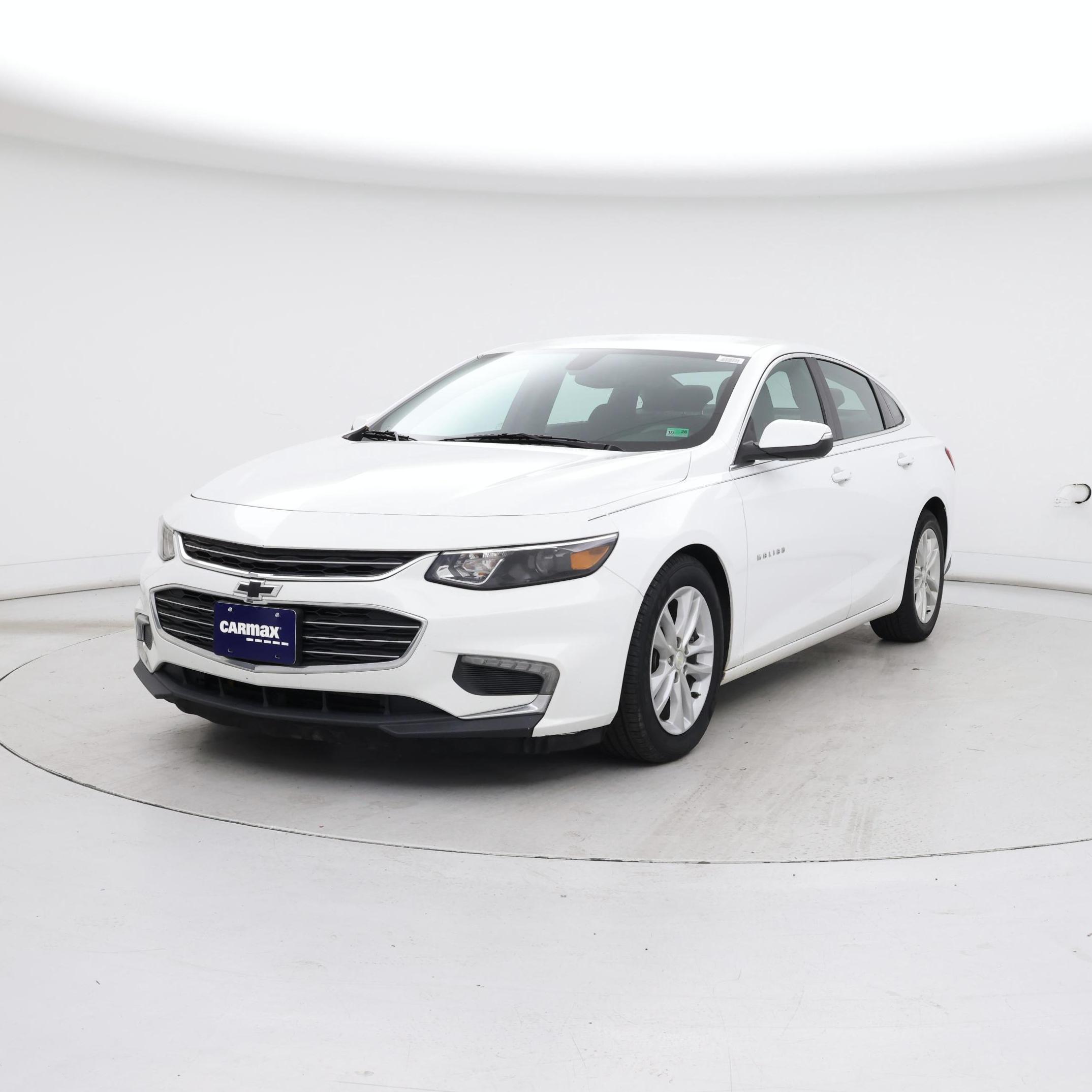 Thumbnail: 2017 Chevrolet Malibu - 4