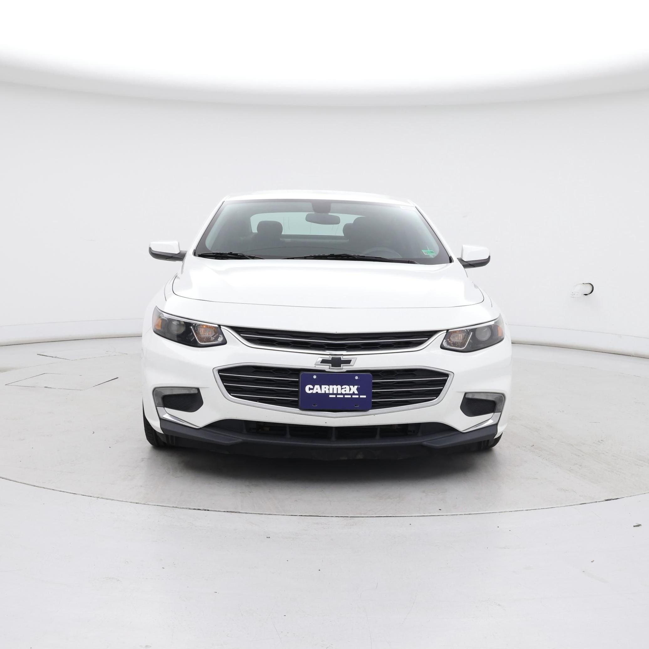 Thumbnail: 2017 Chevrolet Malibu - 5