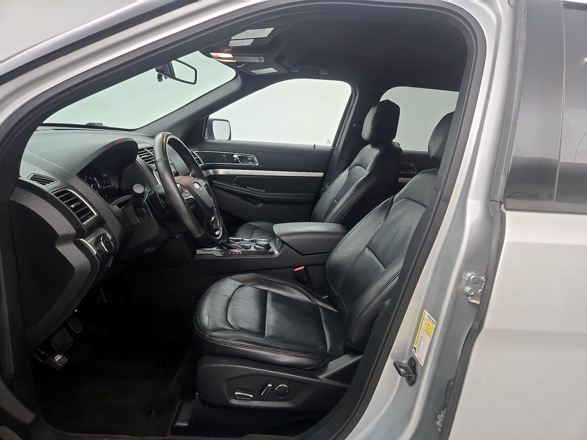 Thumbnail: 2017 Ford Explorer - 11