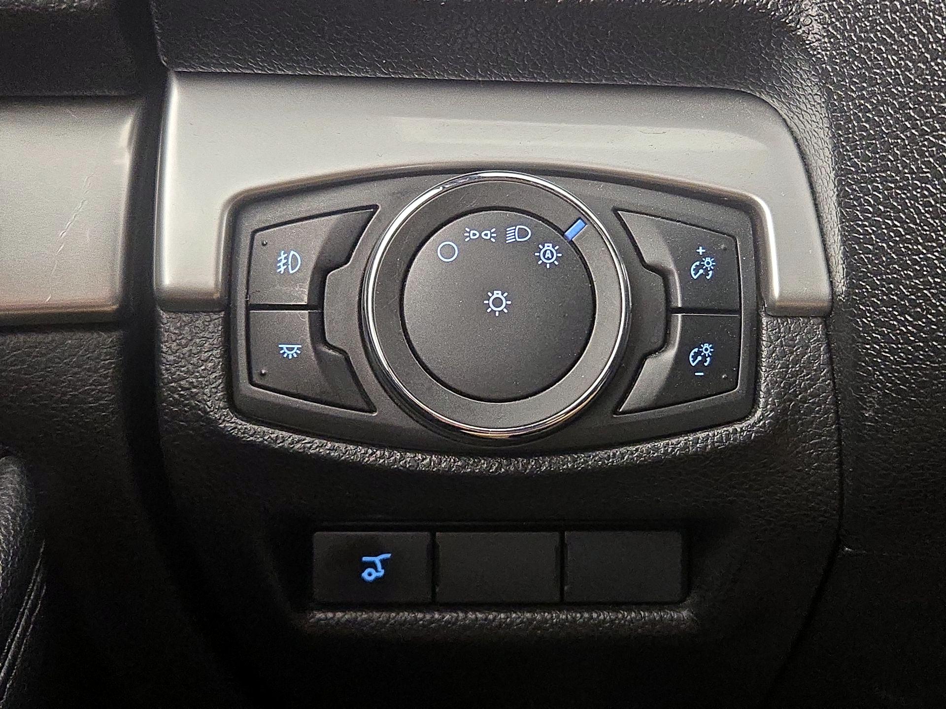 Thumbnail: 2017 Ford Explorer - 13