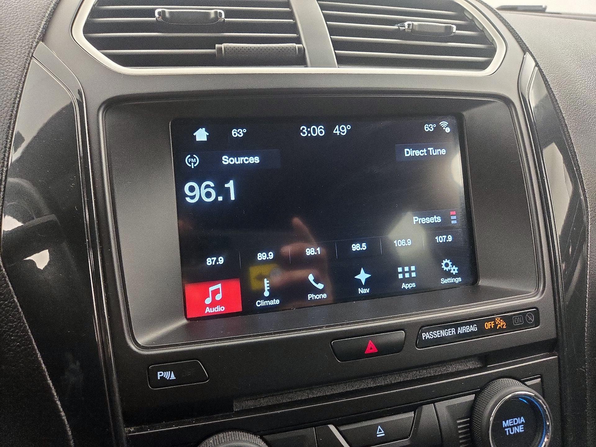 Thumbnail: 2017 Ford Explorer - 16