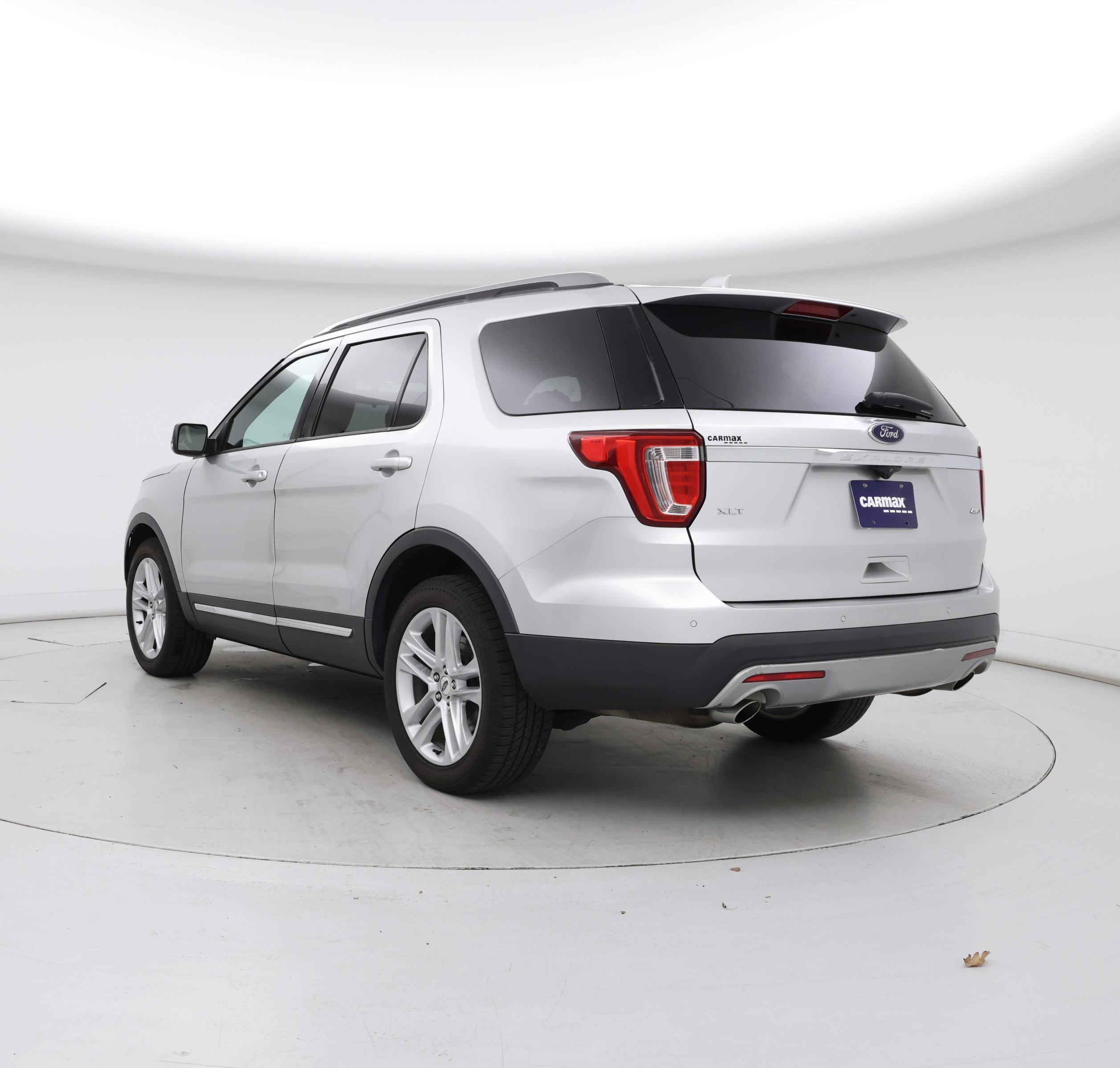 Thumbnail: 2017 Ford Explorer - 2