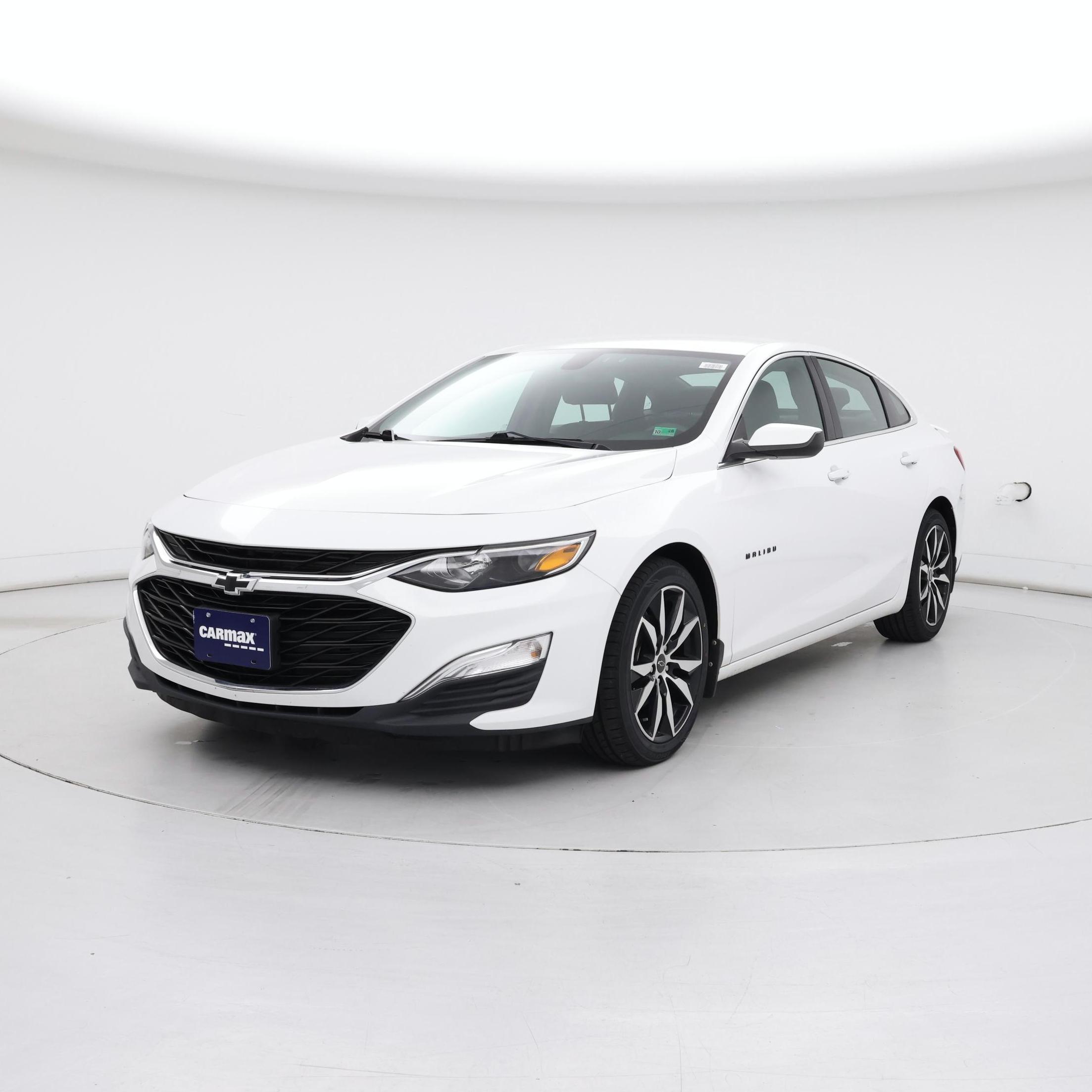 Thumbnail: 2020 Chevrolet Malibu - 4