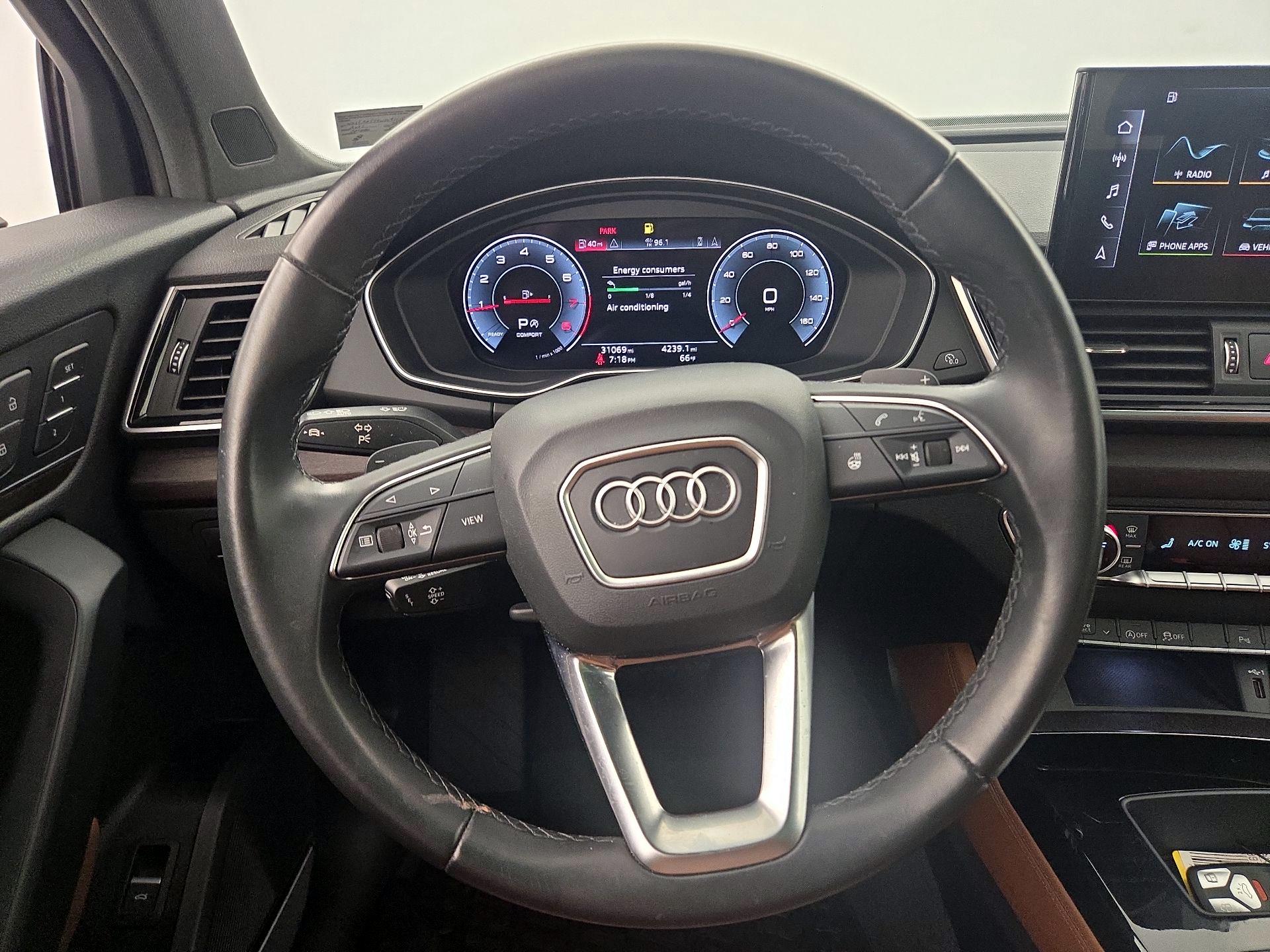 Thumbnail: 2022 Audi Q5 - 10