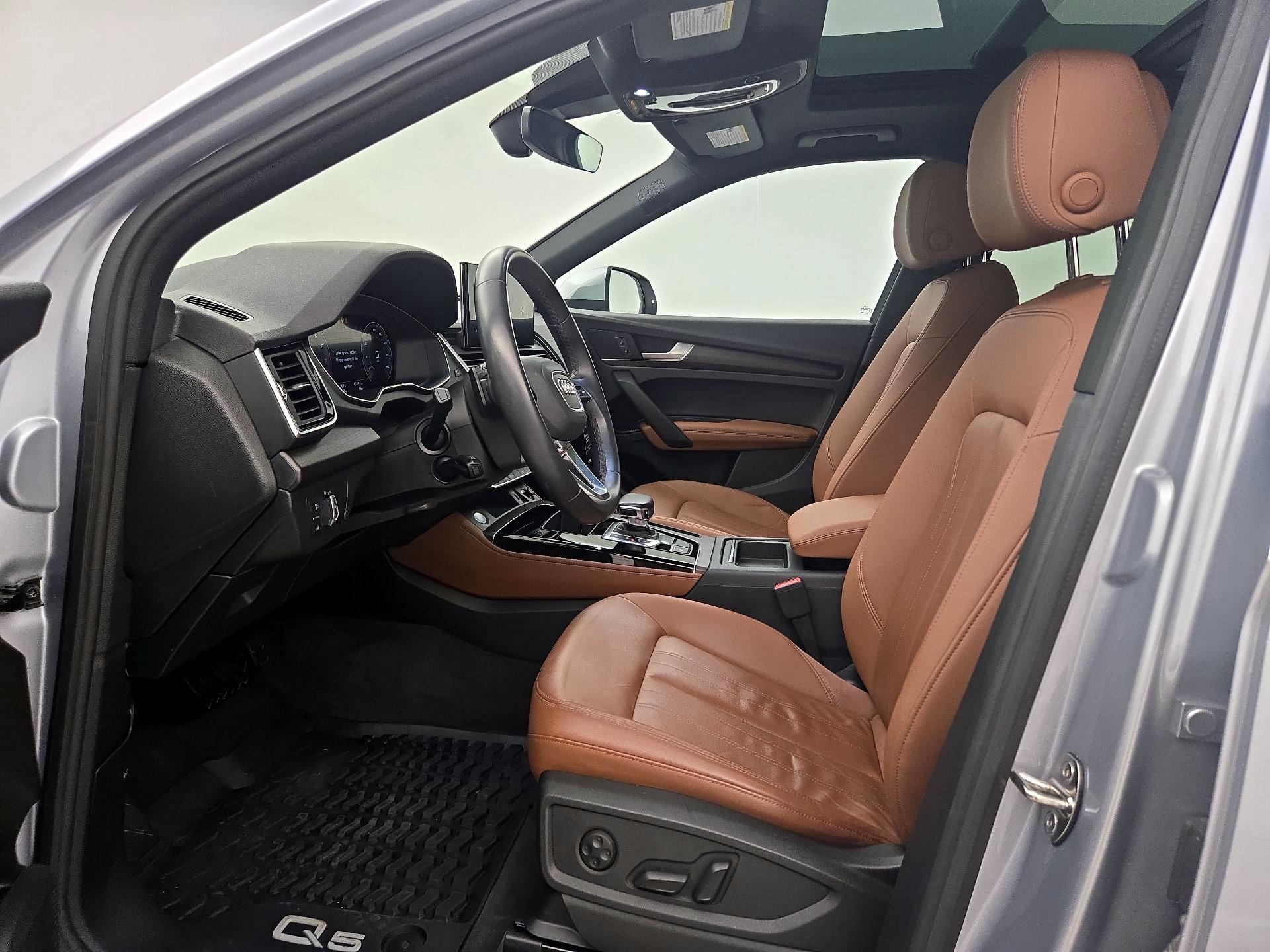 Thumbnail: 2022 Audi Q5 - 11