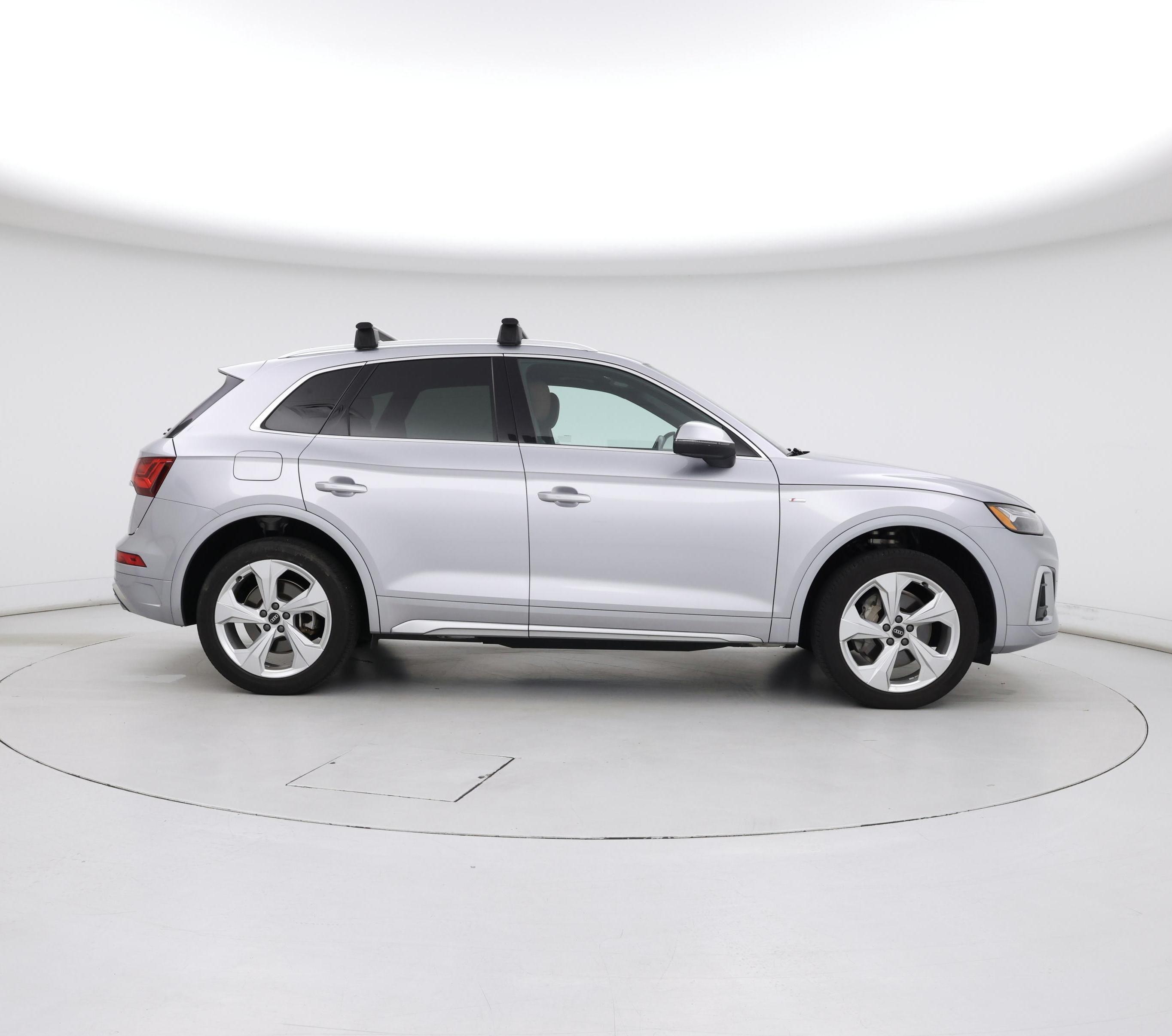 Thumbnail: 2022 Audi Q5 - 7