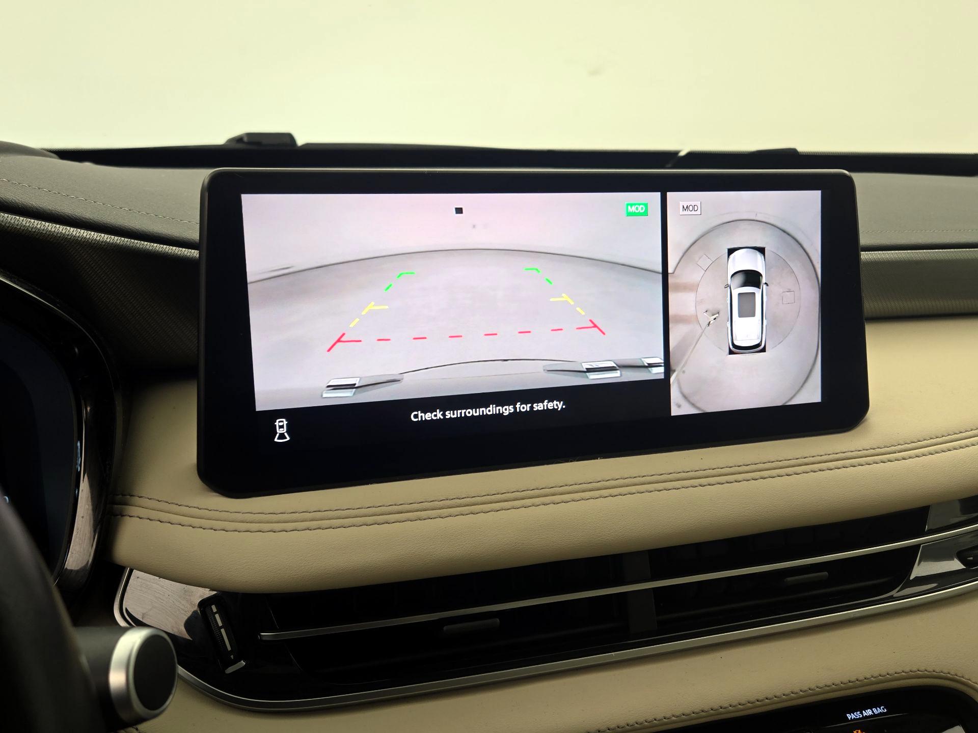 Thumbnail: 2023 INFINITI QX60 - 15