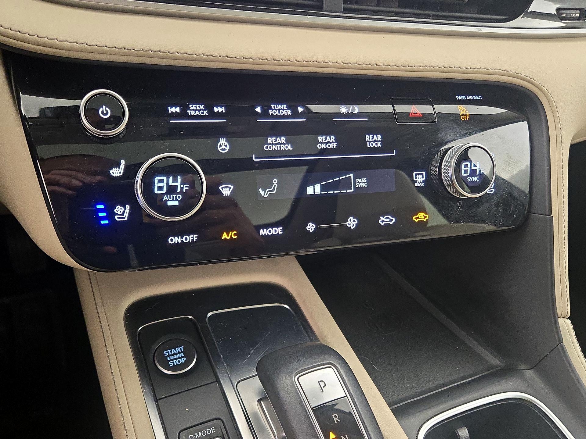 Thumbnail: 2023 INFINITI QX60 - 17