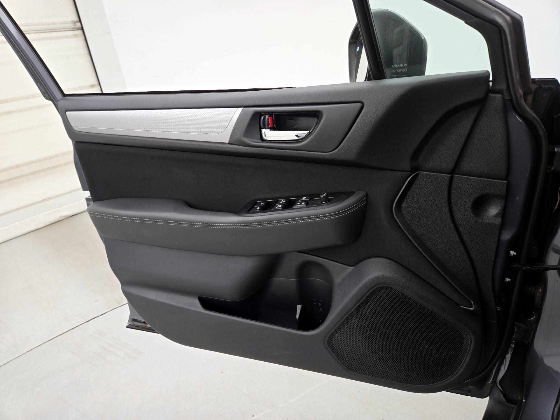 Thumbnail: 2019 Subaru Outback - 12