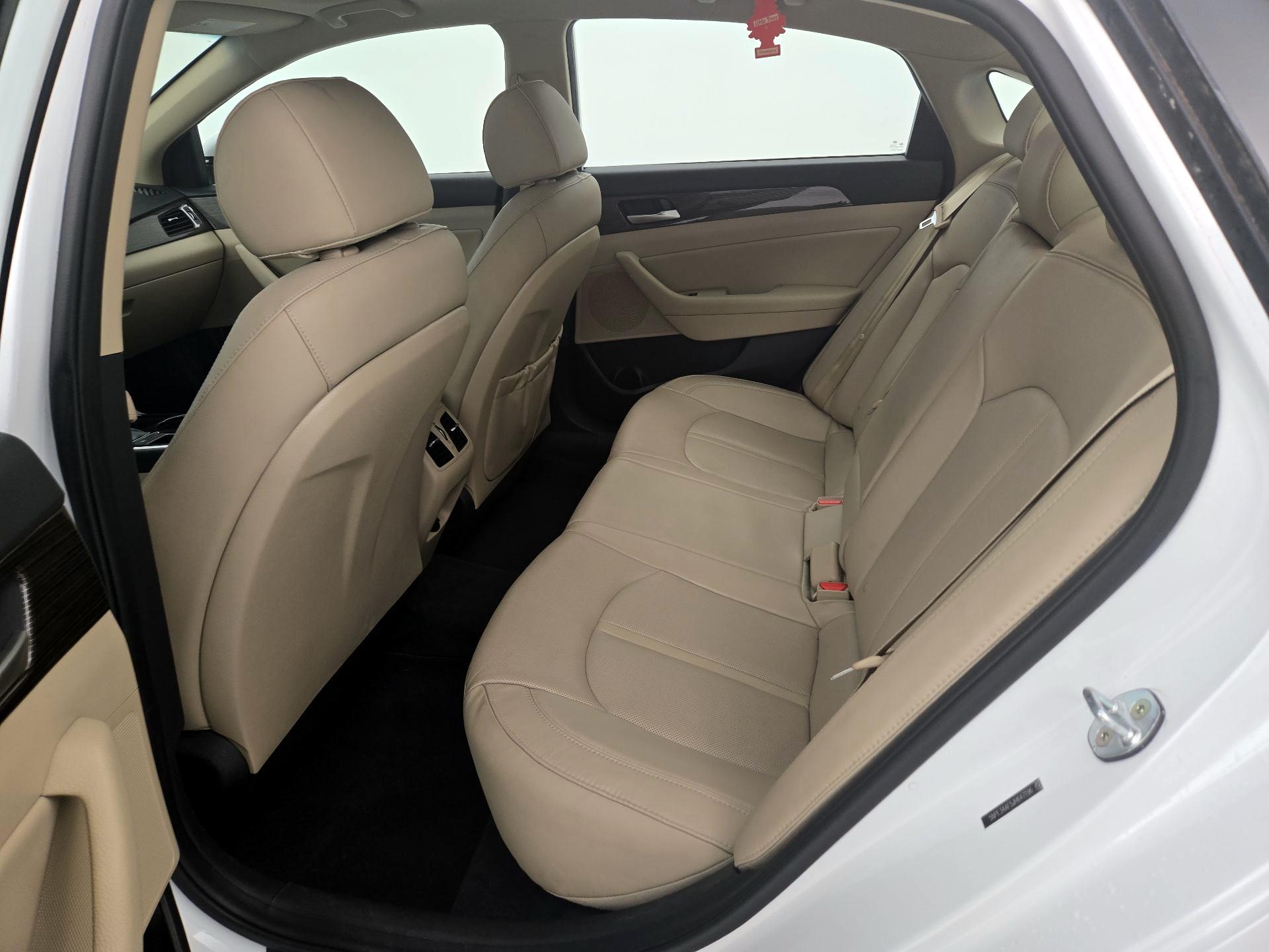 Thumbnail: 2018 Hyundai Sonata - 20