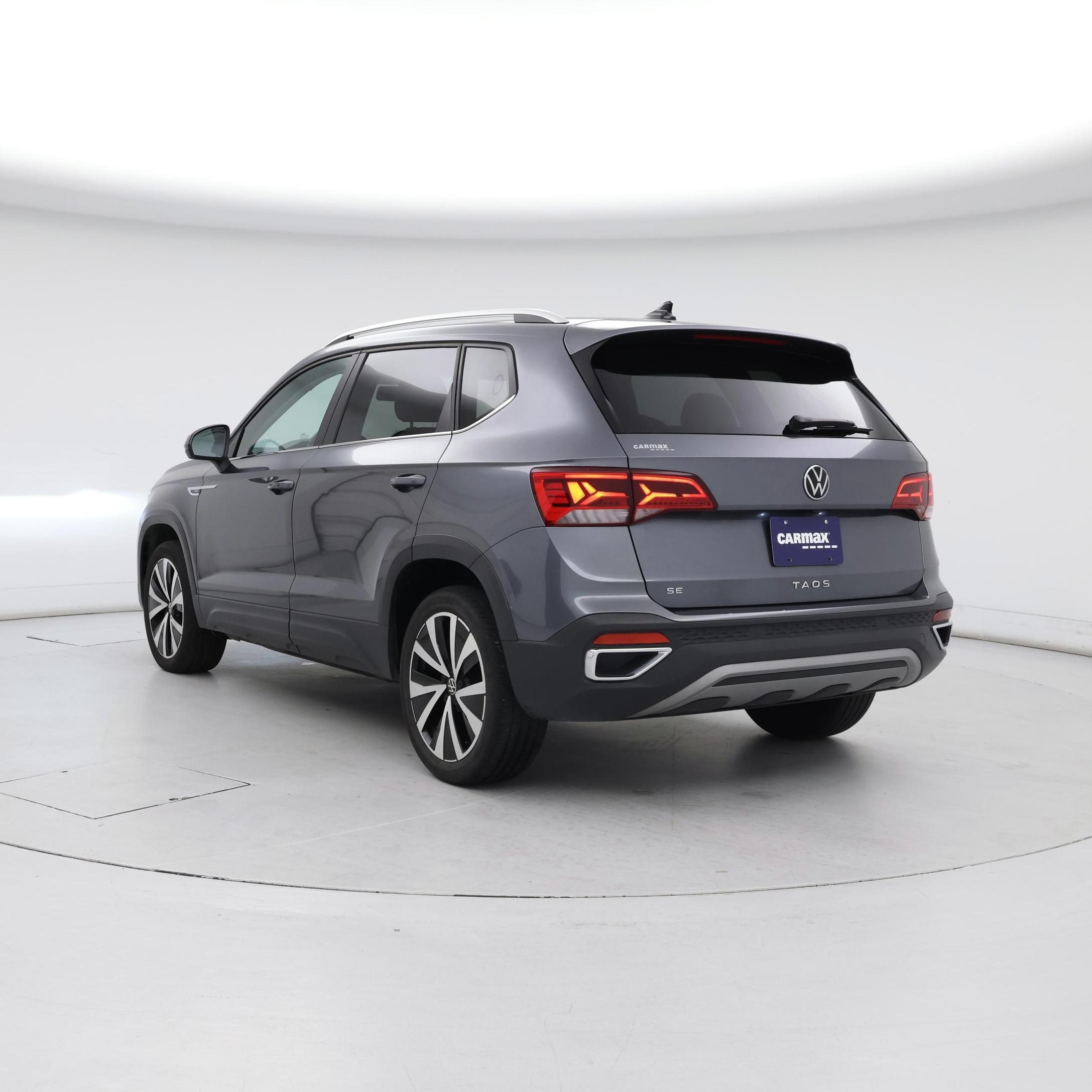 Thumbnail: 2022 Volkswagen Taos - 2