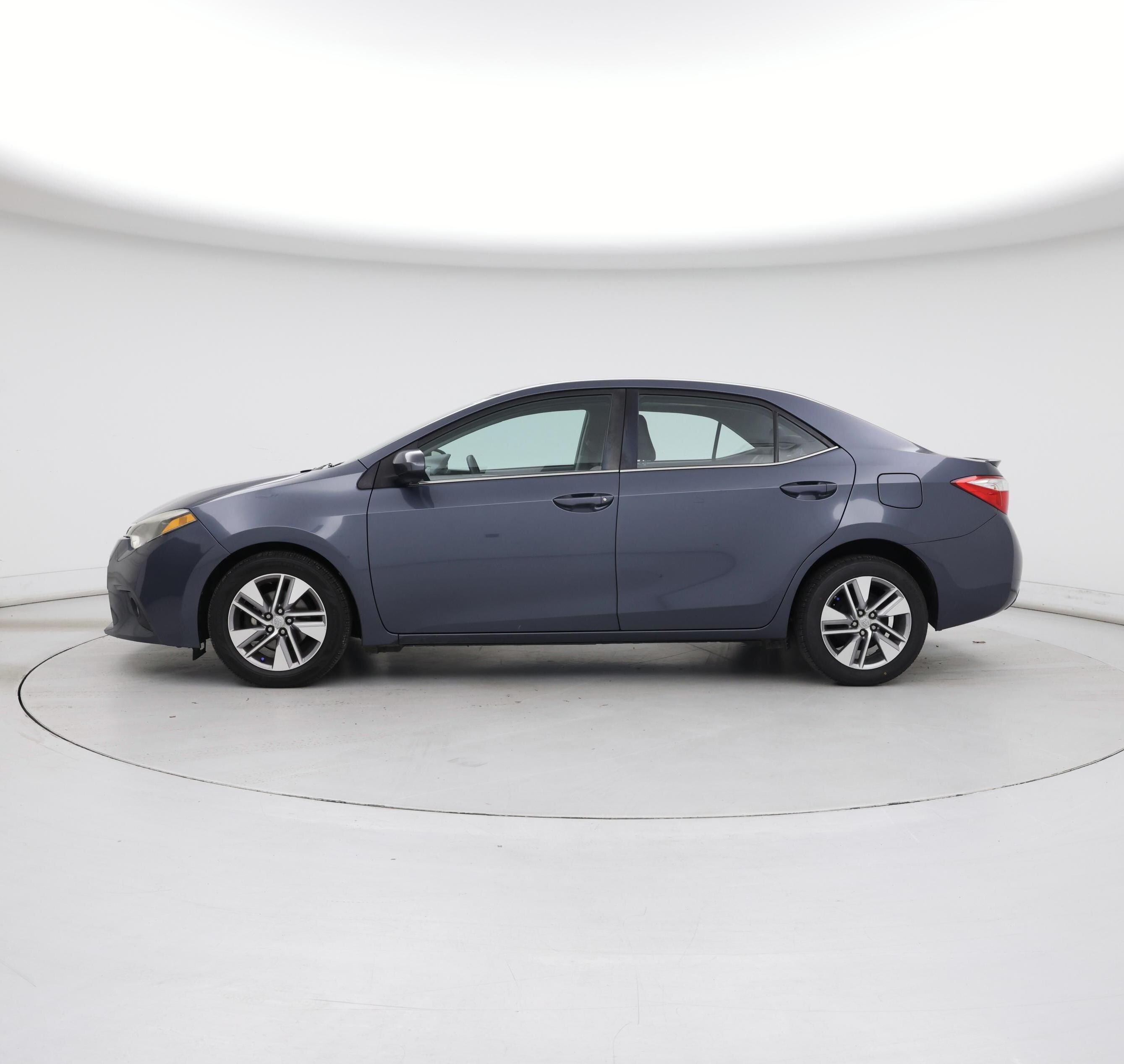 Thumbnail: 2014 Toyota Corolla - 3