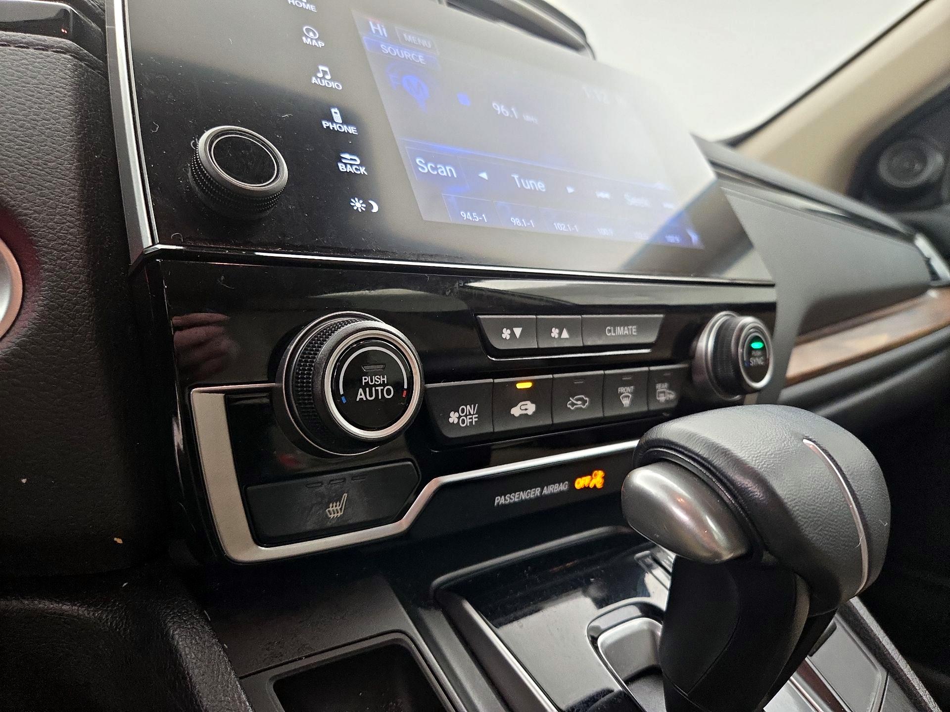 Thumbnail: 2018 Honda CR-V - 17