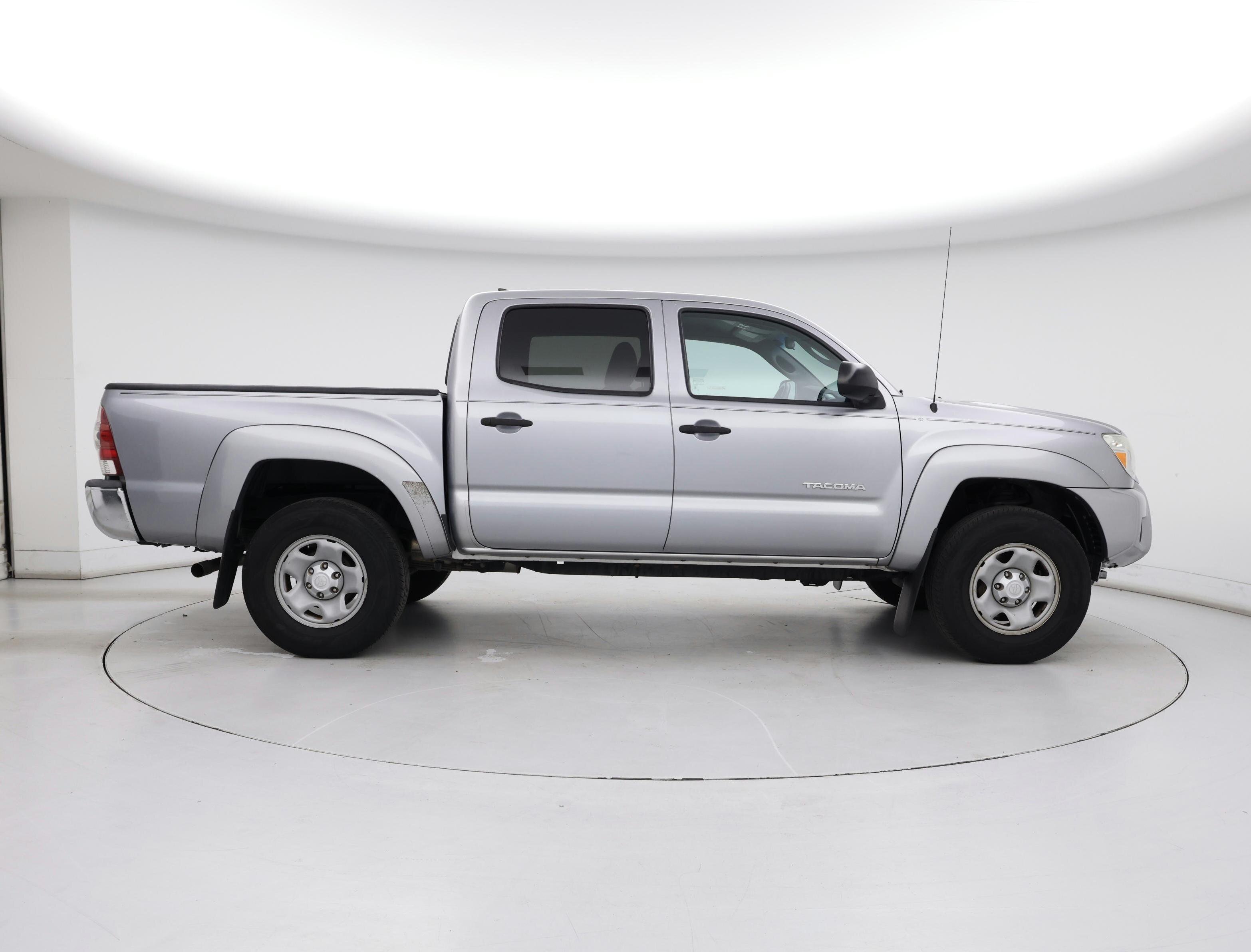 Thumbnail: 2014 Toyota Tacoma - 7