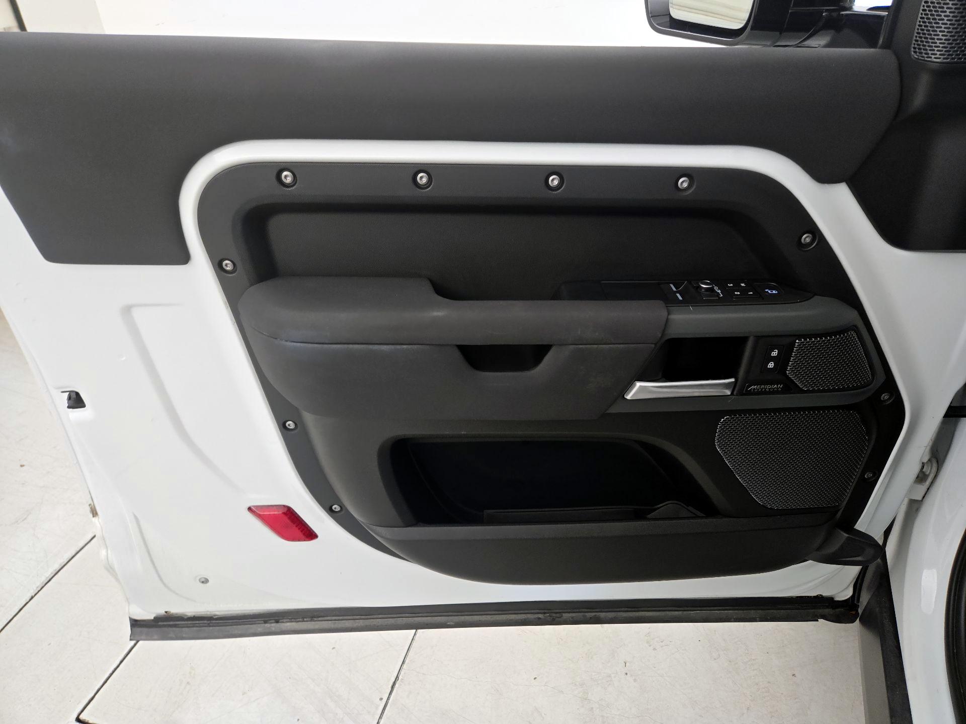 Thumbnail: 2023 Land Rover Defender - 12