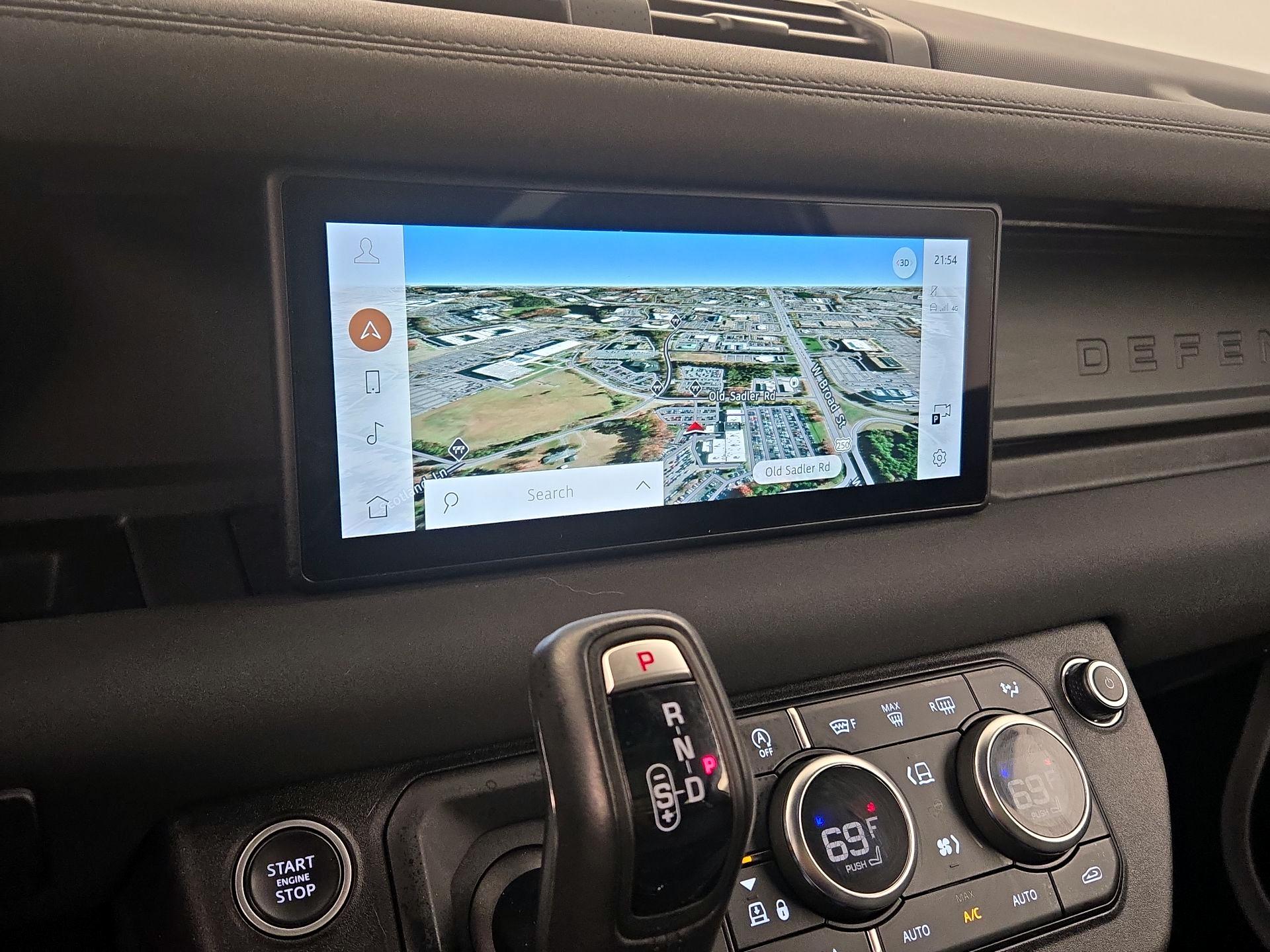 Thumbnail: 2023 Land Rover Defender - 14