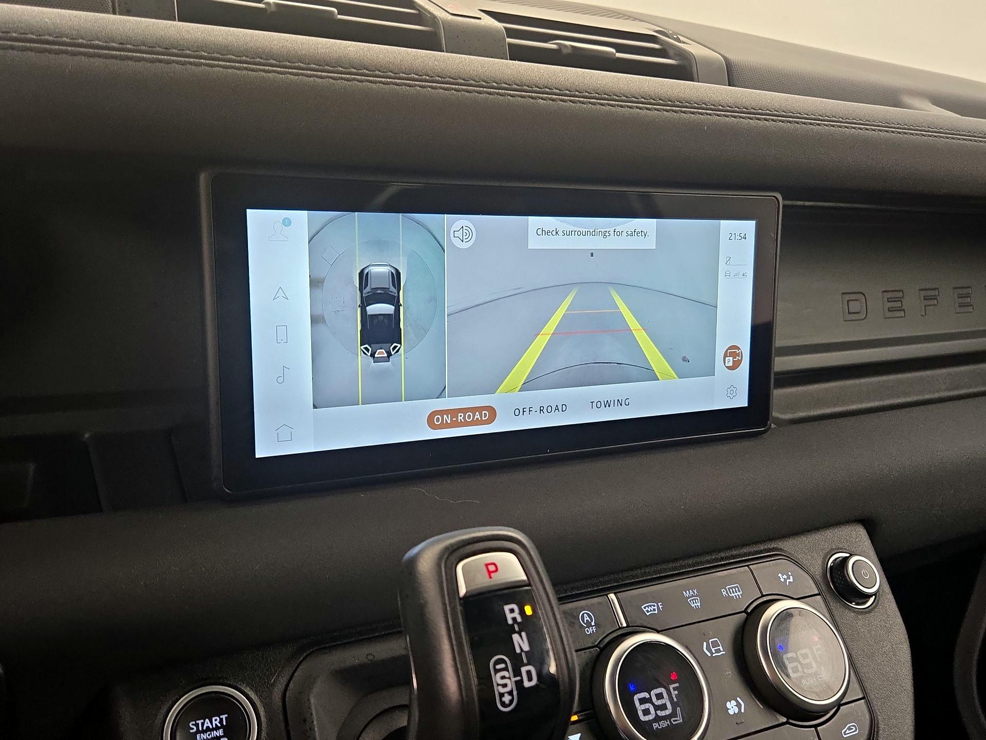 Thumbnail: 2023 Land Rover Defender - 15