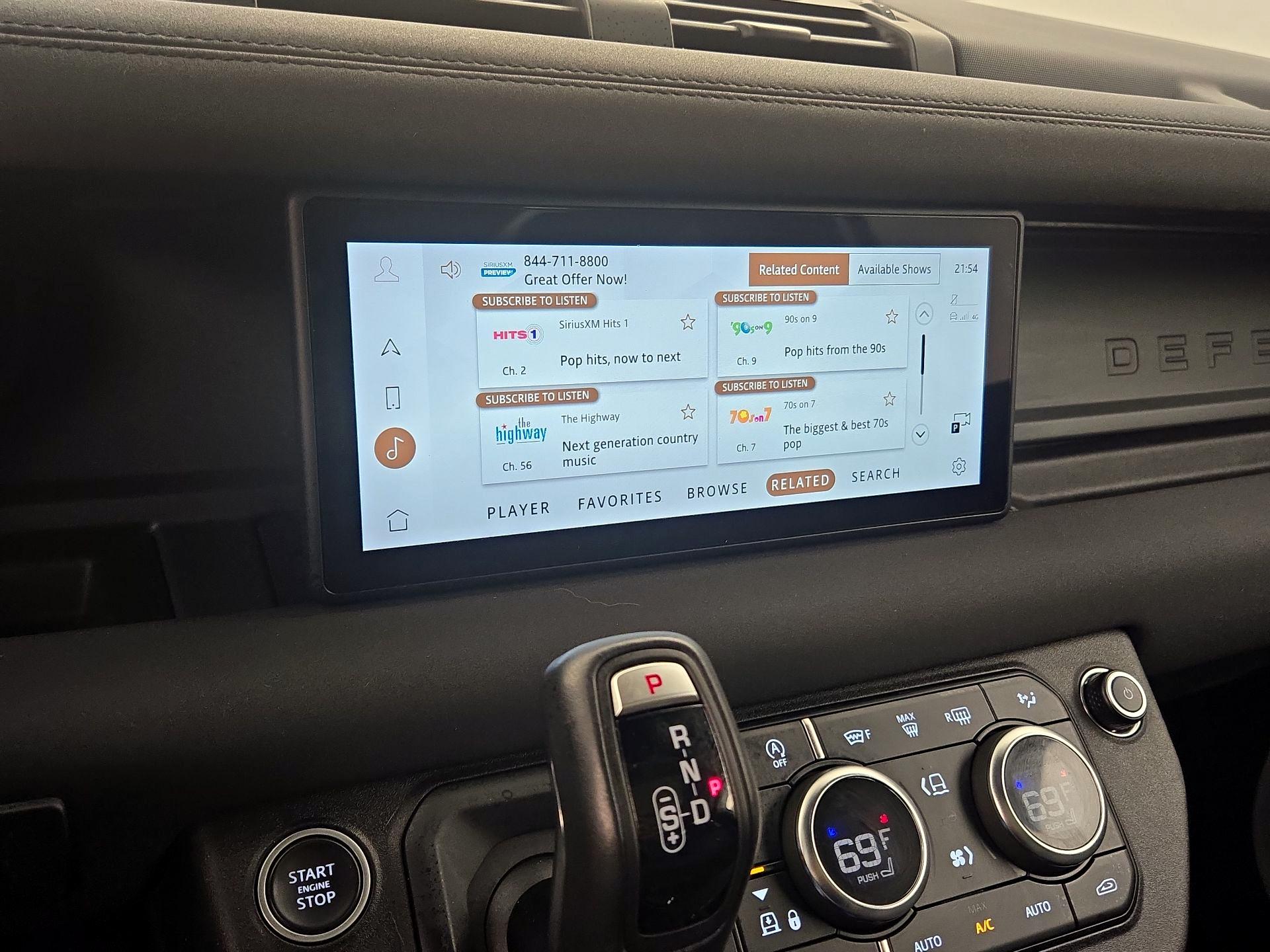 Thumbnail: 2023 Land Rover Defender - 16