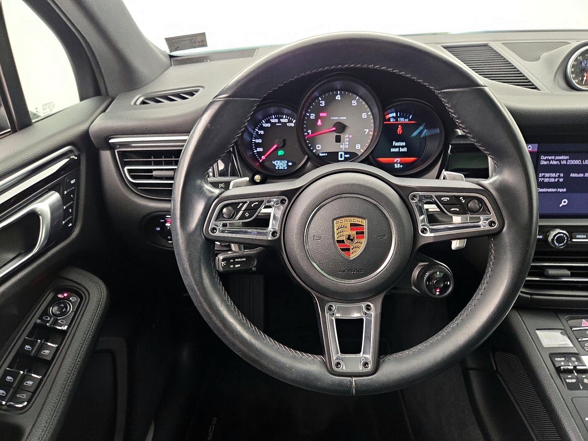 Thumbnail: 2019 Porsche Macan - 10