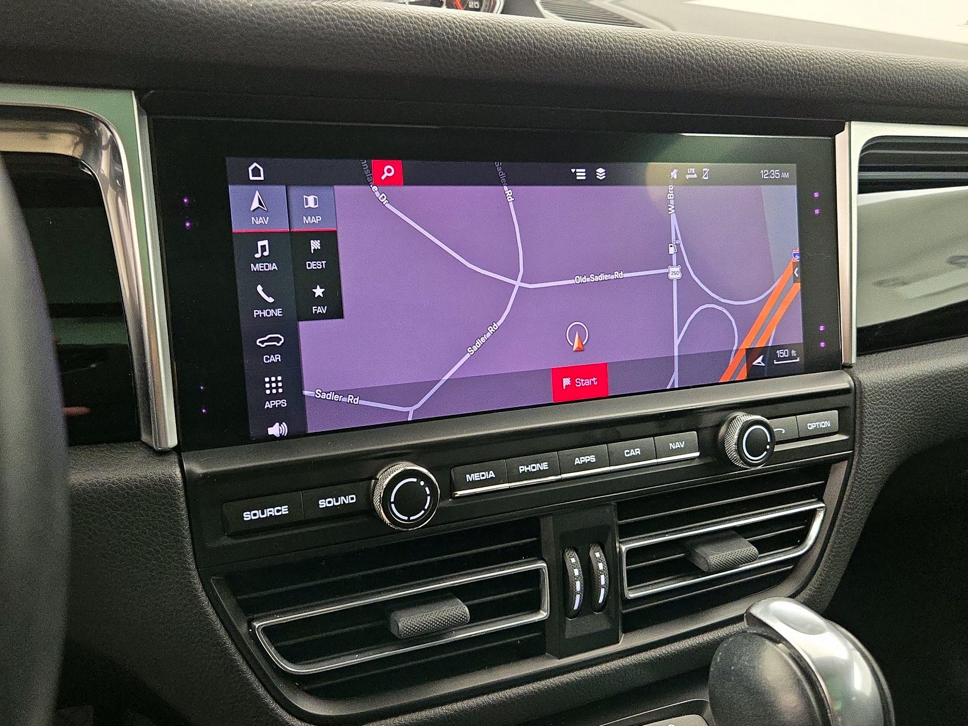 Thumbnail: 2019 Porsche Macan - 14