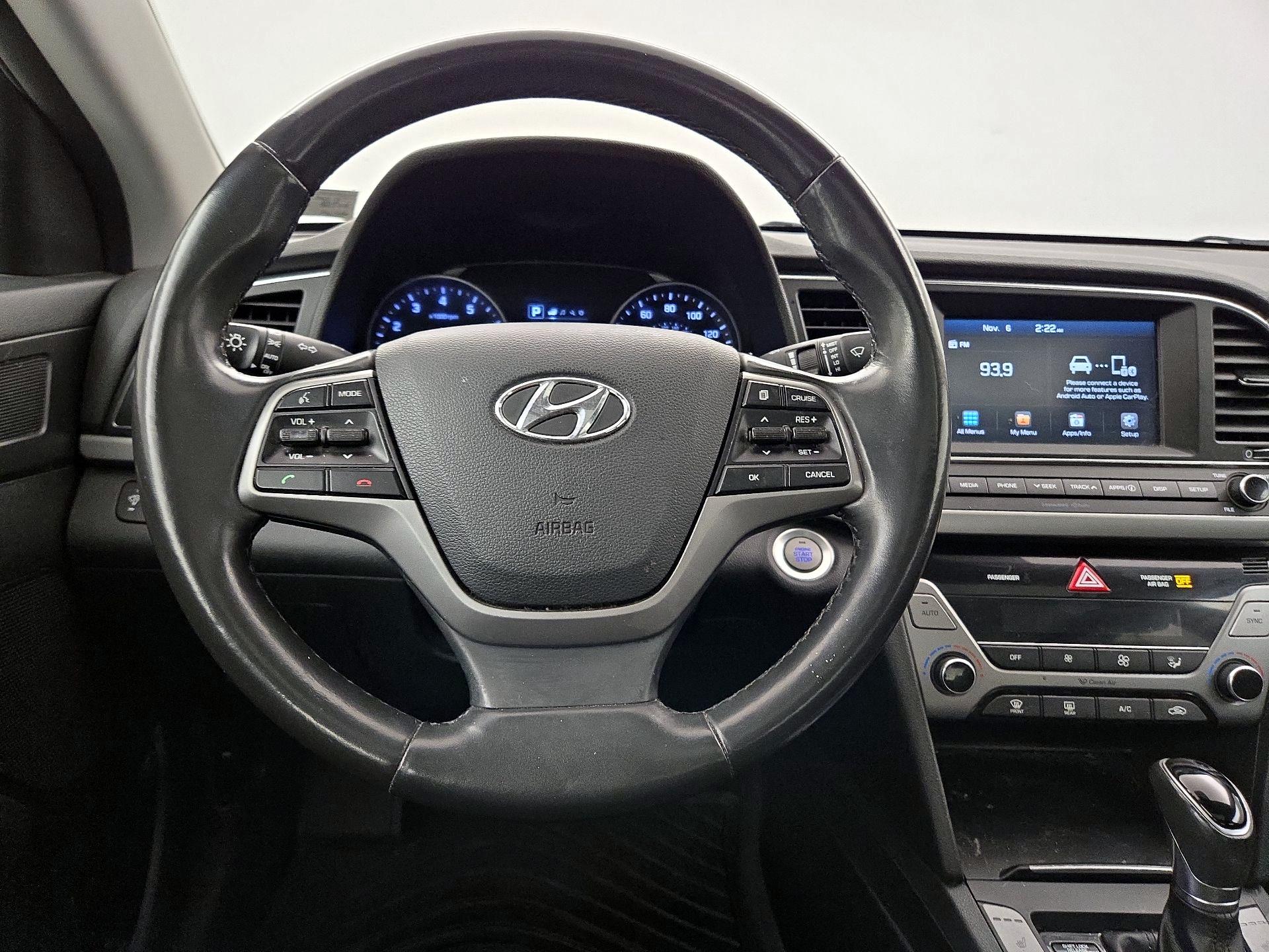 Thumbnail: 2018 Hyundai Elantra - 10