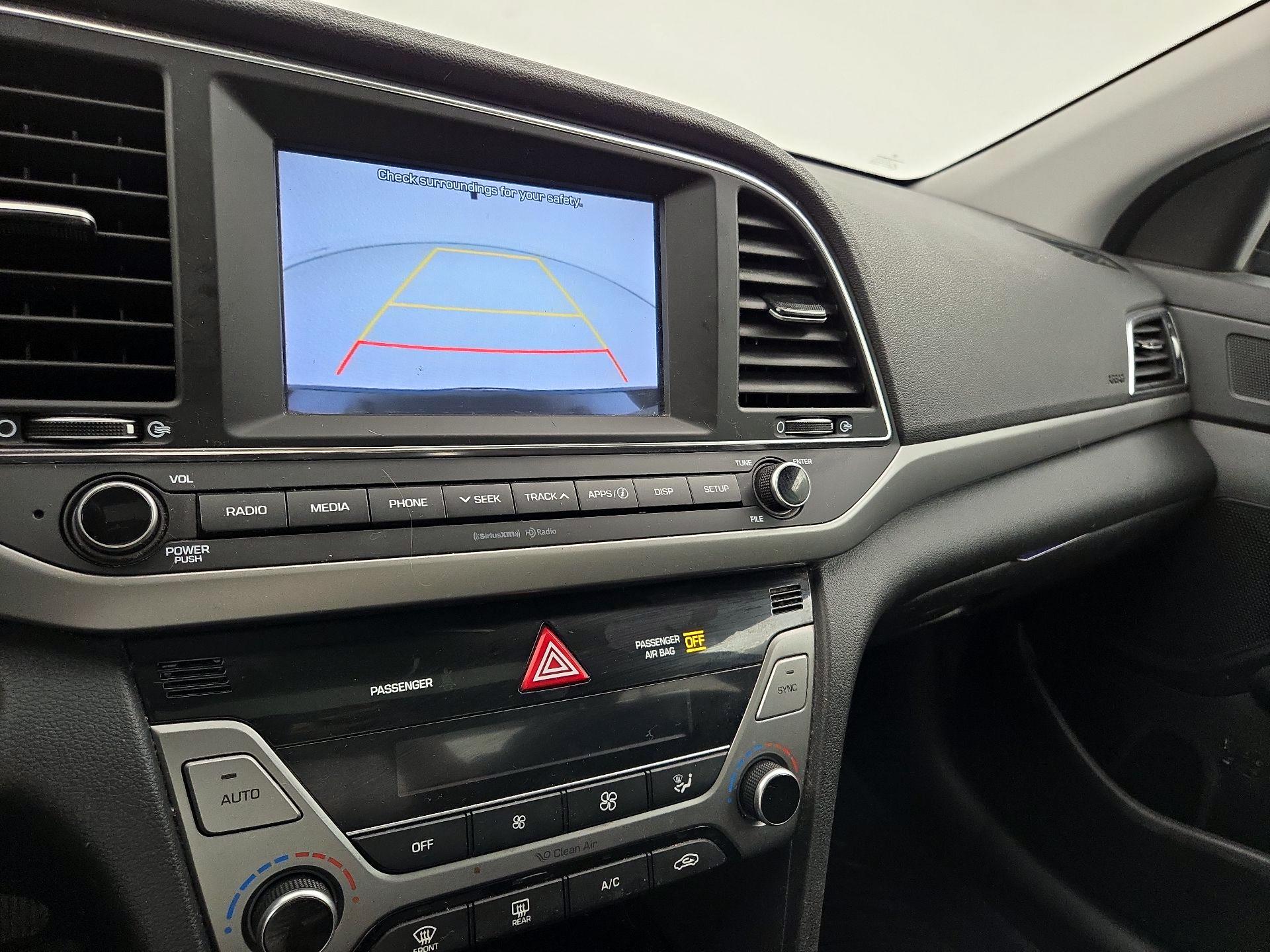 Thumbnail: 2018 Hyundai Elantra - 14