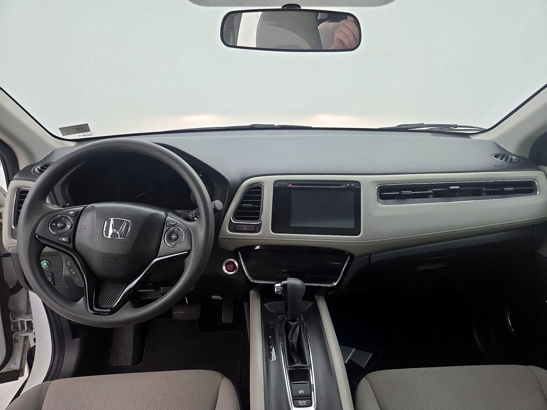 Thumbnail: 2016 Honda HR-V - 9