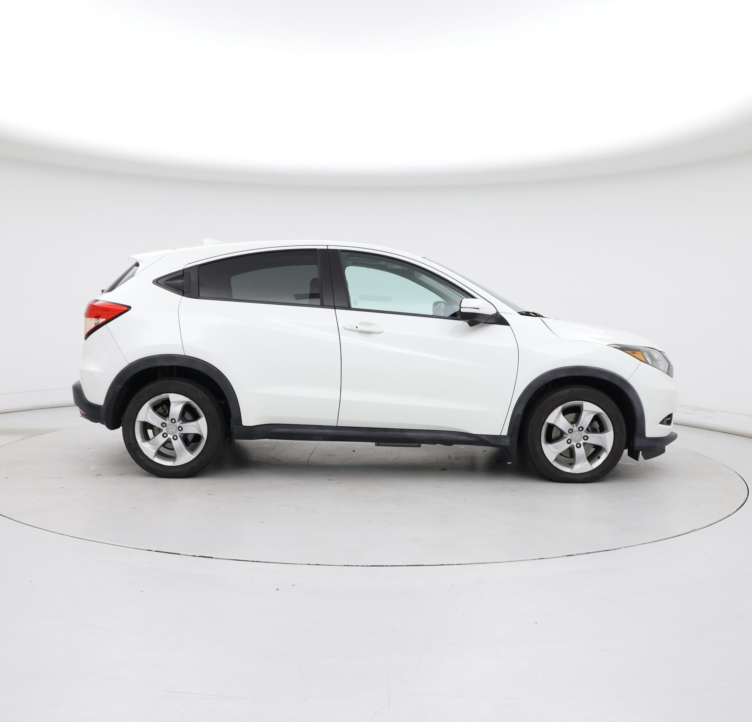 Thumbnail: 2016 Honda HR-V - 7