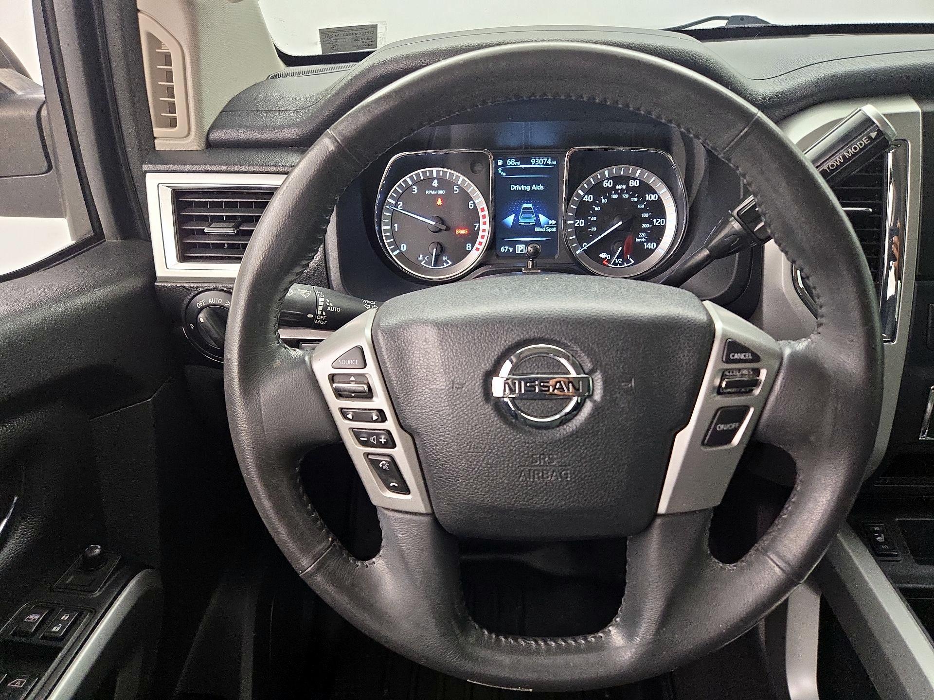 Thumbnail: 2017 Nissan Titan - 10