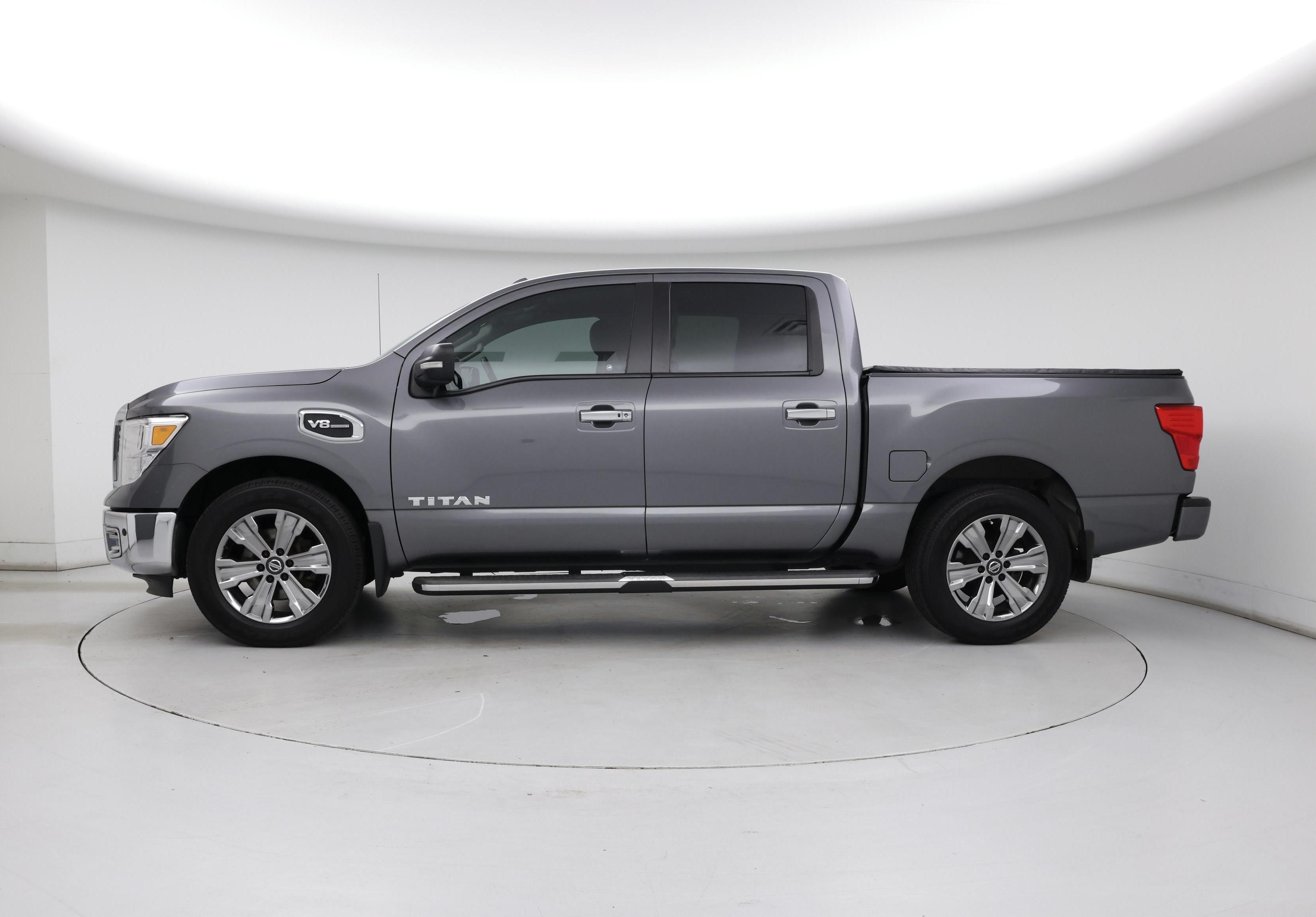 Thumbnail: 2017 Nissan Titan - 3