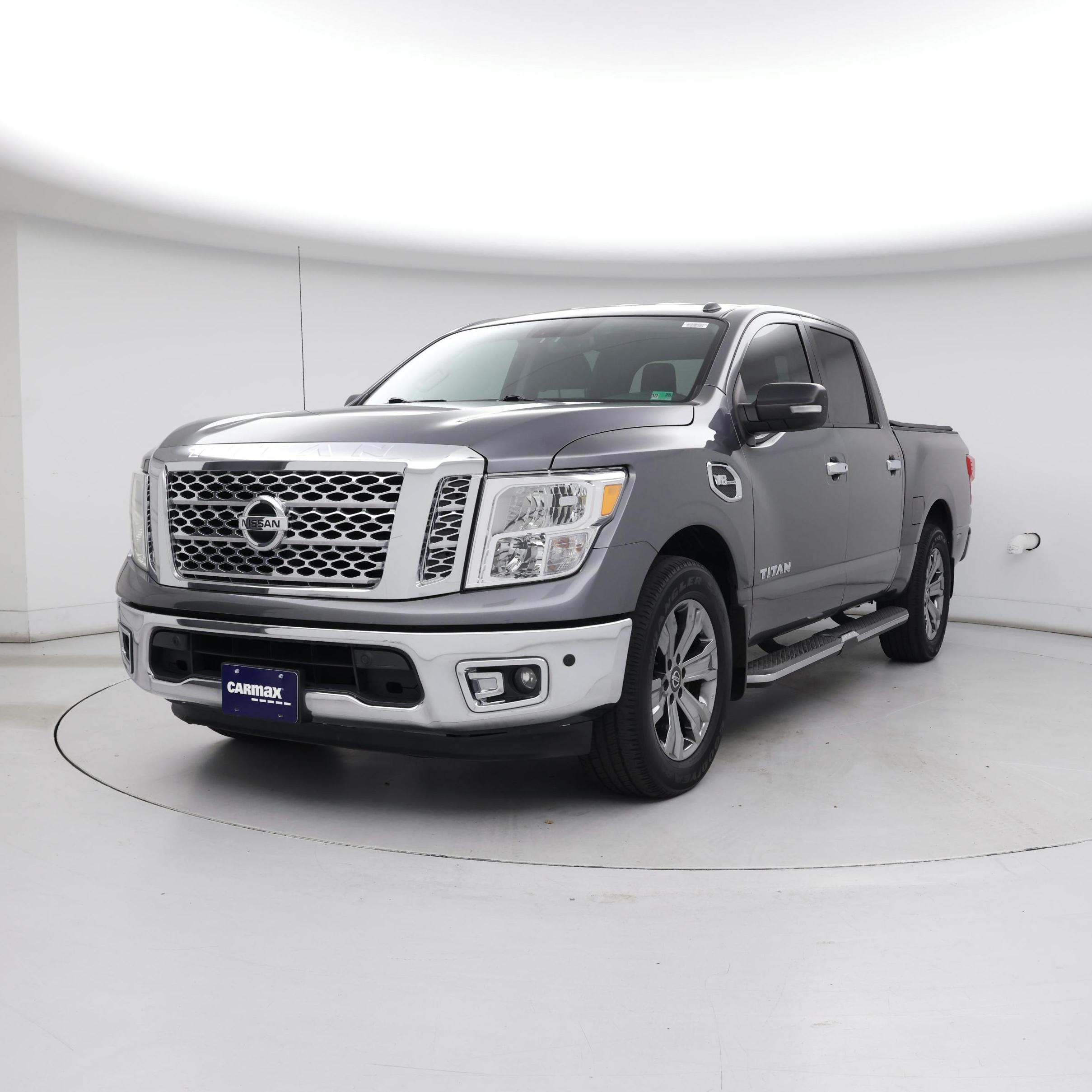 Thumbnail: 2017 Nissan Titan - 4