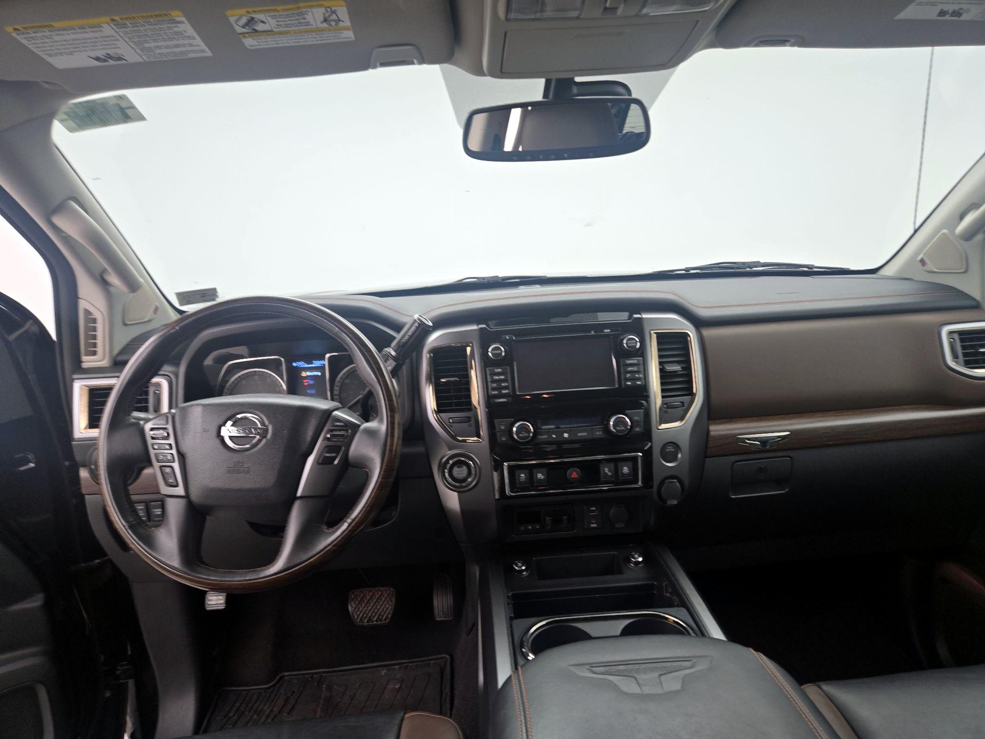 Thumbnail: 2017 Nissan Titan - 9