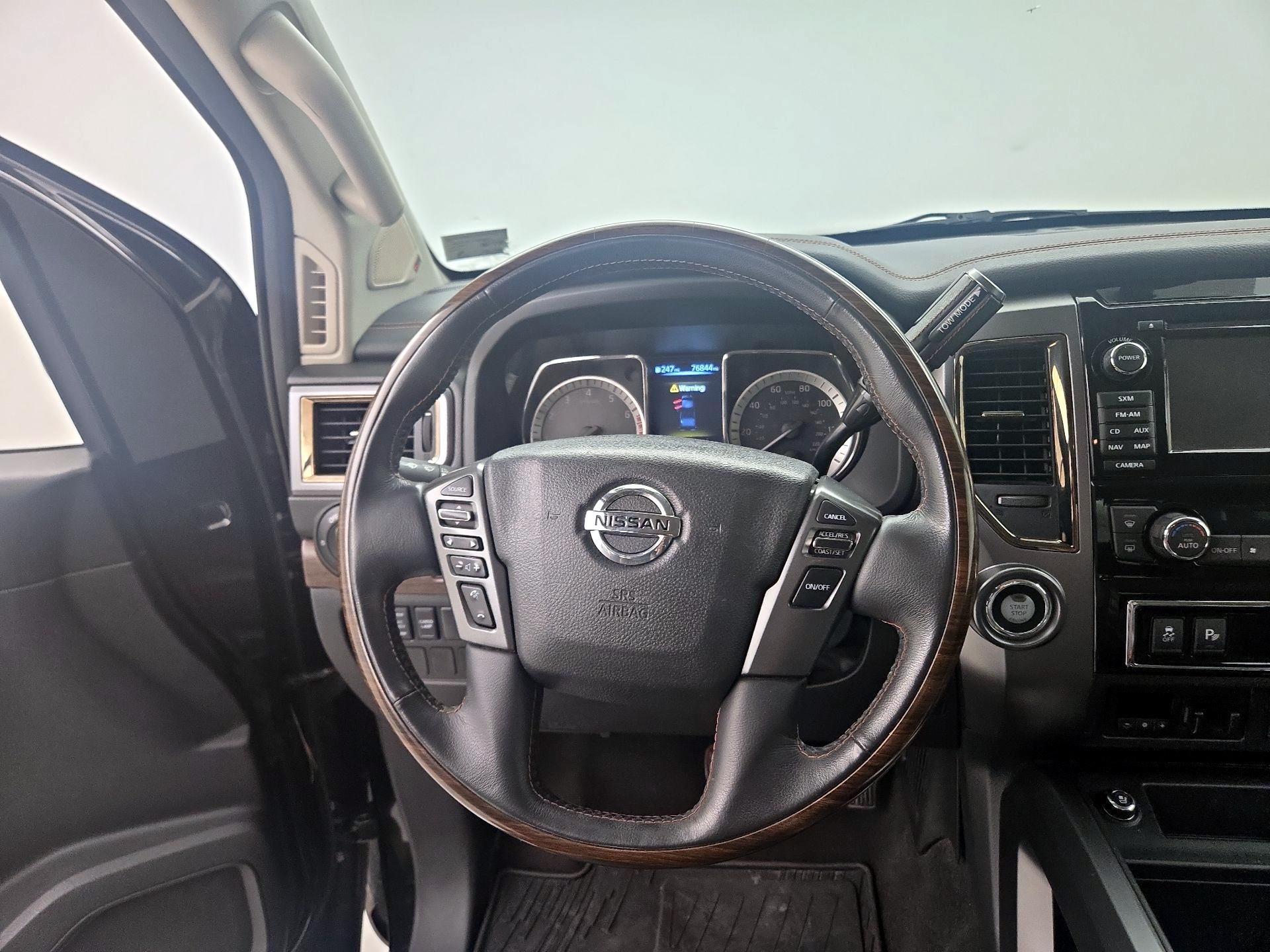 Thumbnail: 2017 Nissan Titan - 10