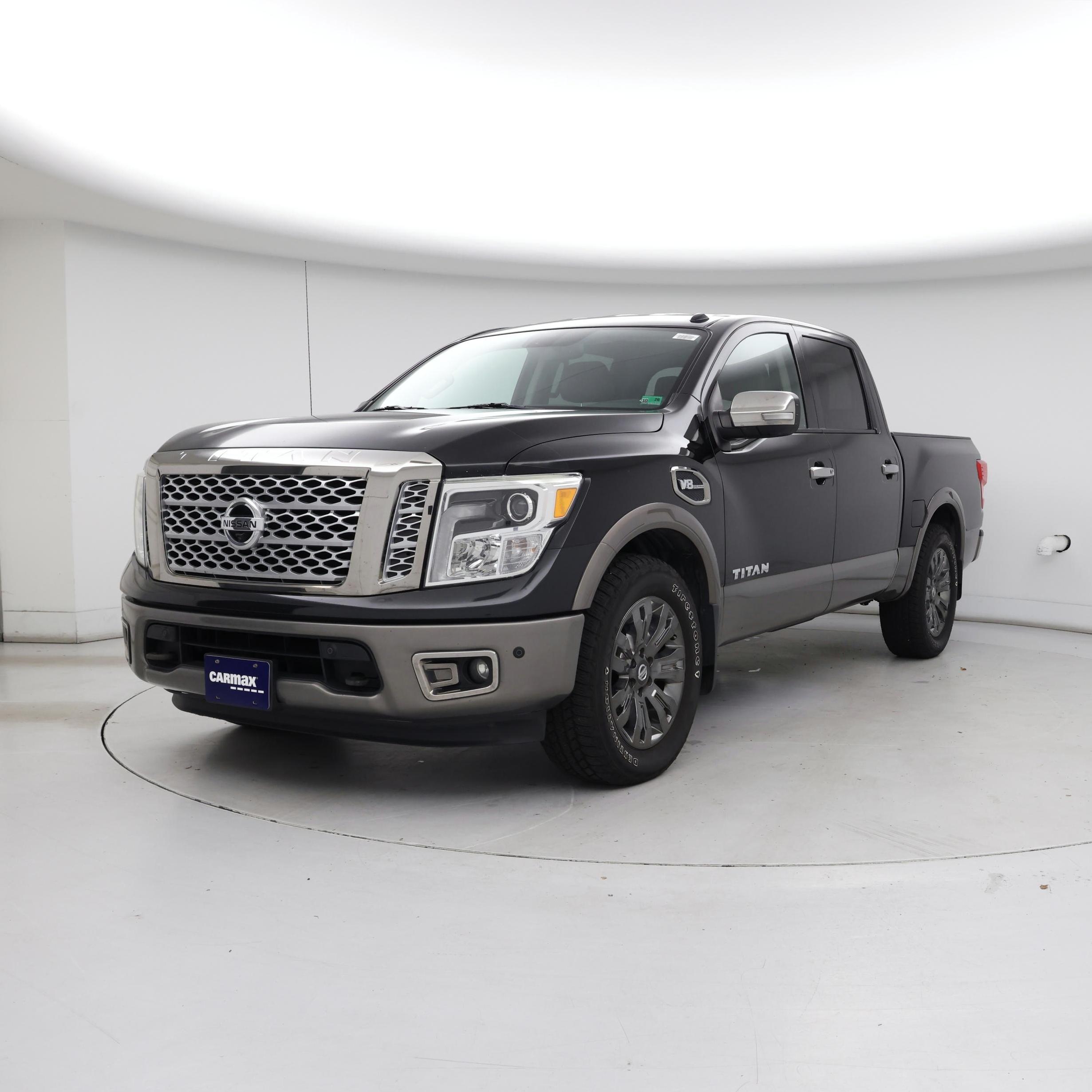 Thumbnail: 2017 Nissan Titan - 4