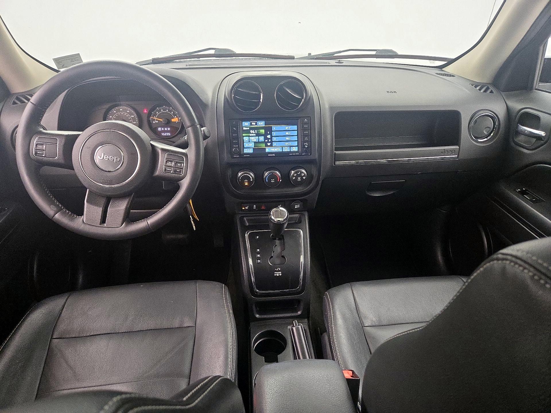 Thumbnail: 2016 Jeep Patriot - 9