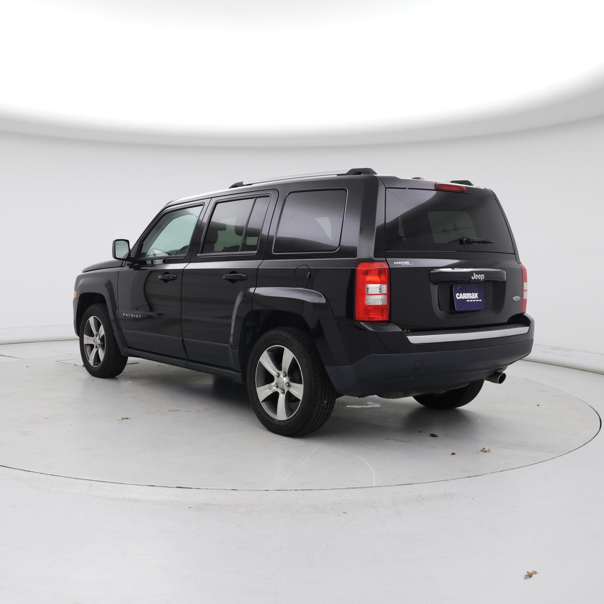 Thumbnail: 2016 Jeep Patriot - 2