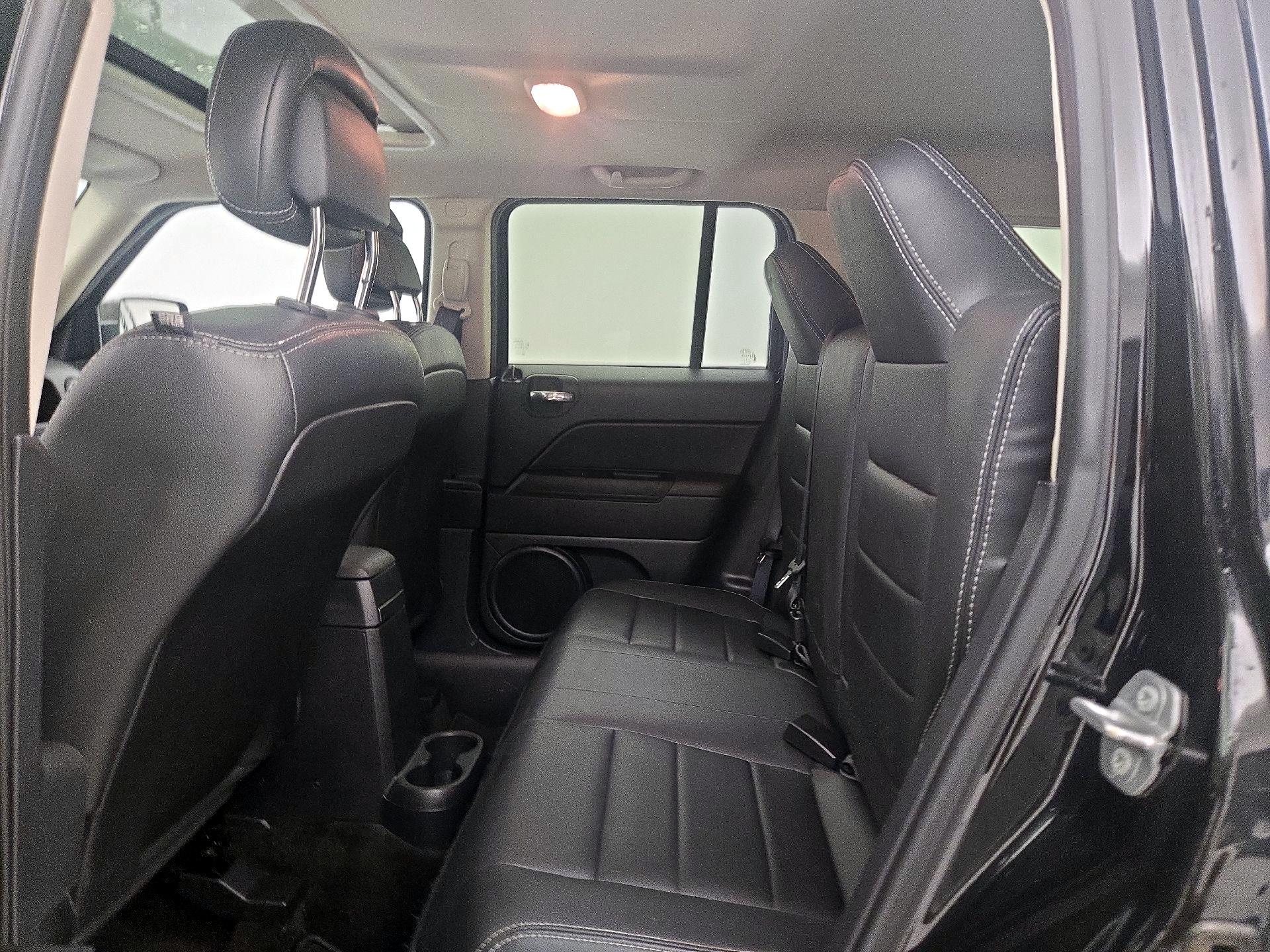 Thumbnail: 2016 Jeep Patriot - 19